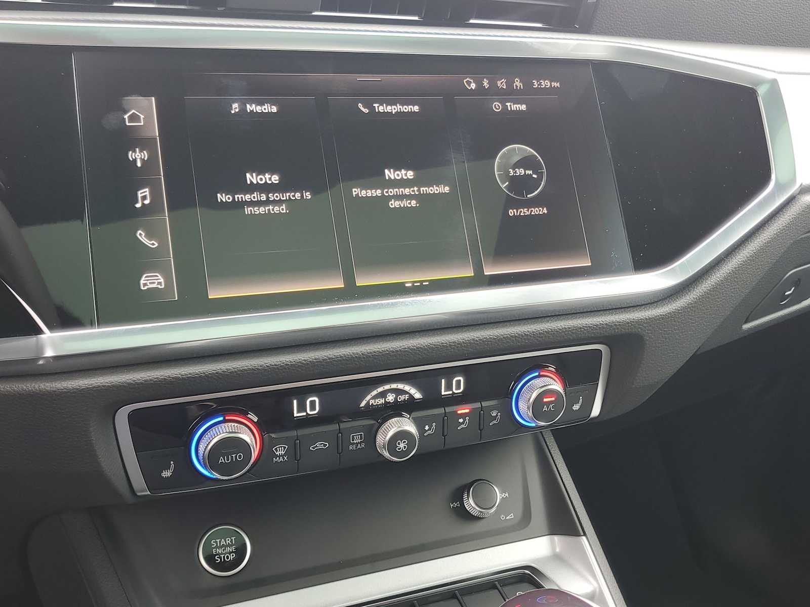 Thumbnail: 2024 Audi Q3 - 25