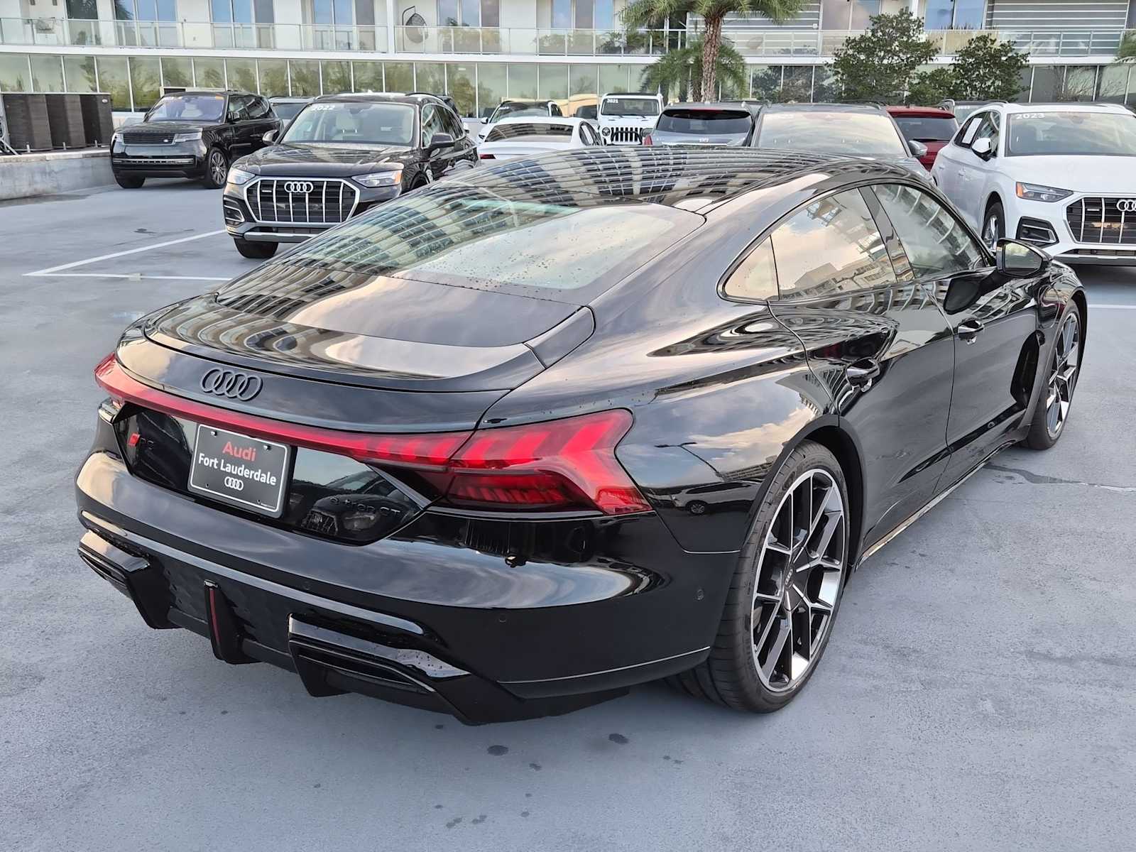 Thumbnail: 2026 Audi RS e-tron GT - 6