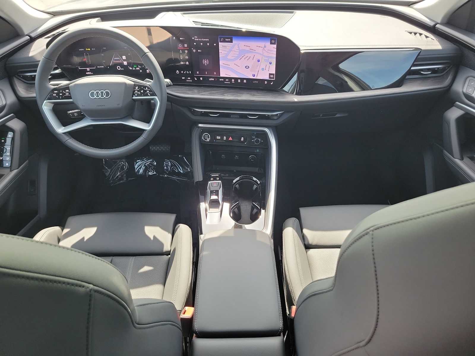 Thumbnail: 2025 Audi Q5 - 14