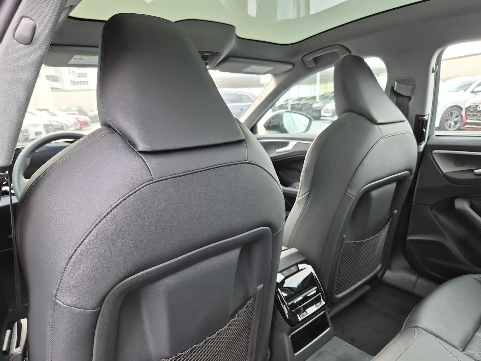 Thumbnail: 2026 Audi A6 - 18