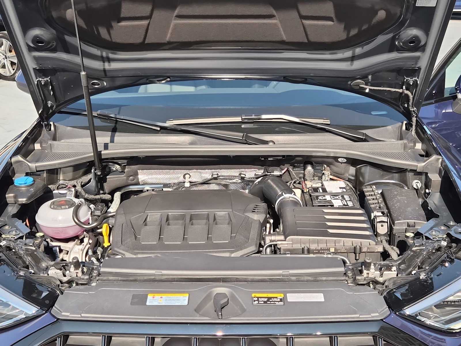 Thumbnail: 2025 Audi Q3 - 13