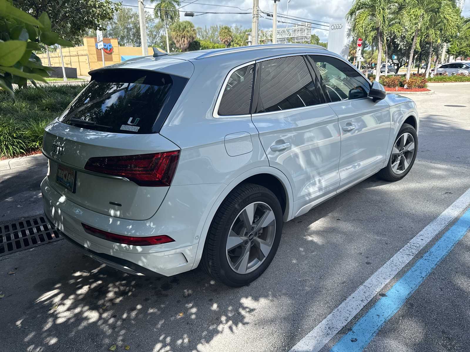 Thumbnail: 2023 Audi Q5 - 3