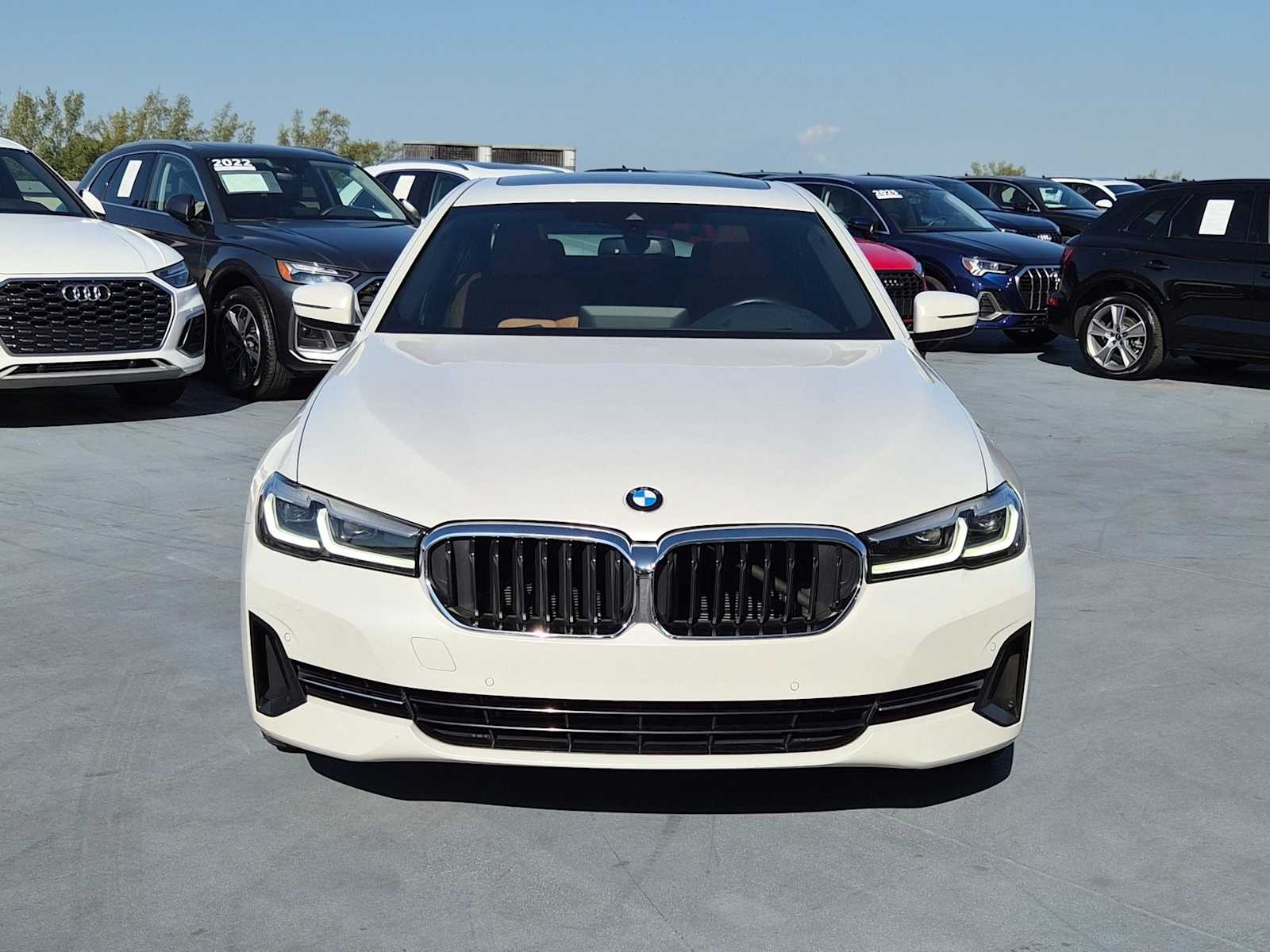 Thumbnail: 2023 BMW 5 Series - 9