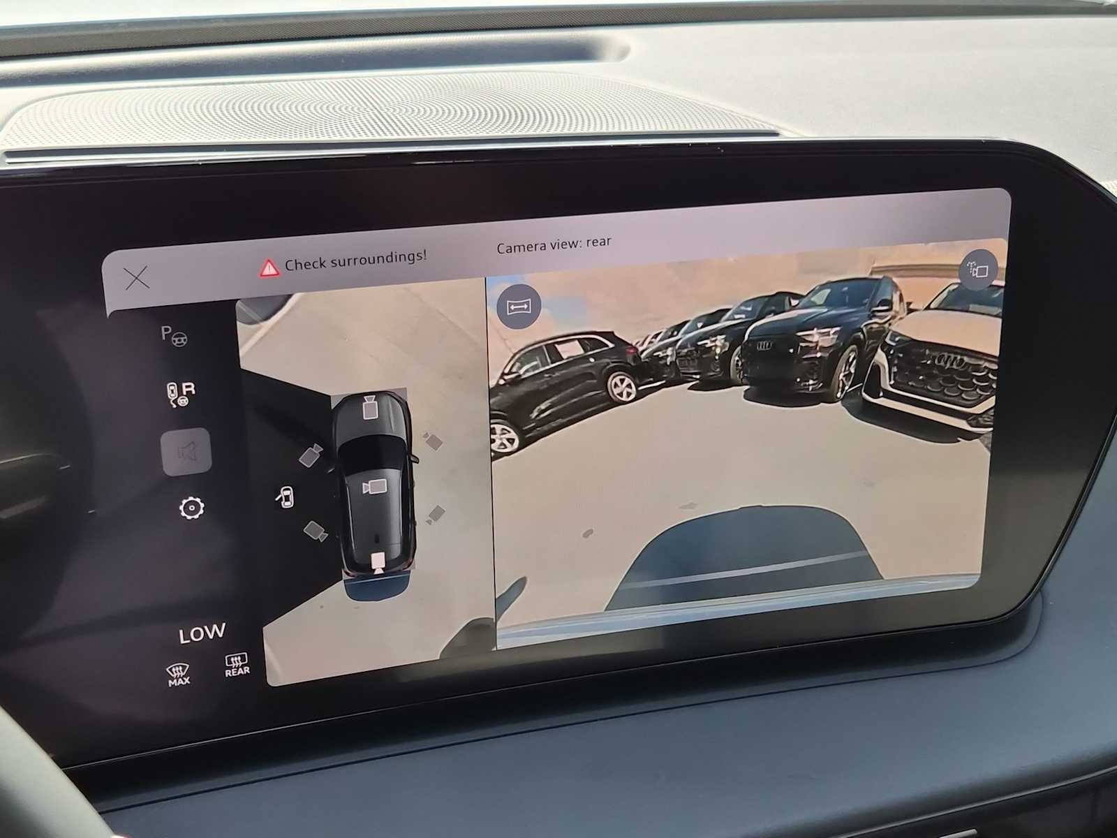 Thumbnail: 2026 Audi Q3 - 24