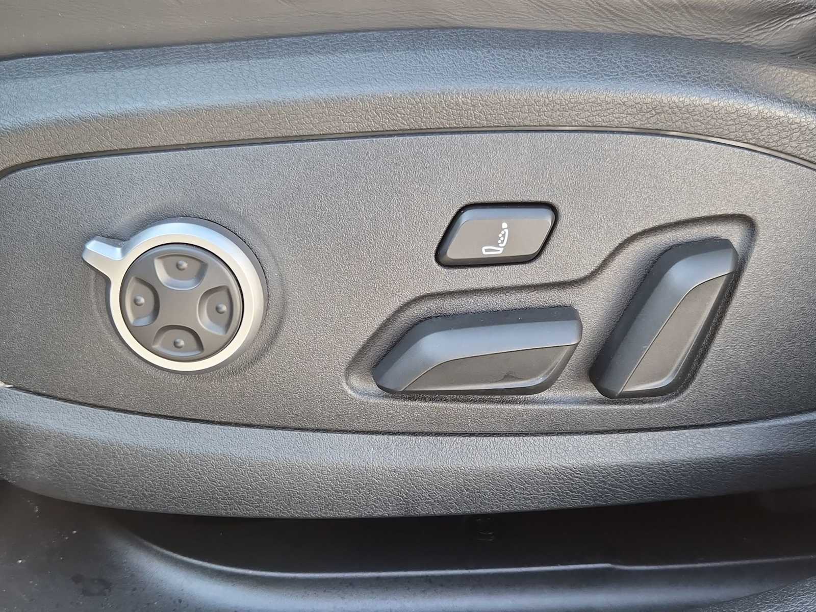 Thumbnail: 2019 Audi RS 5 - 16