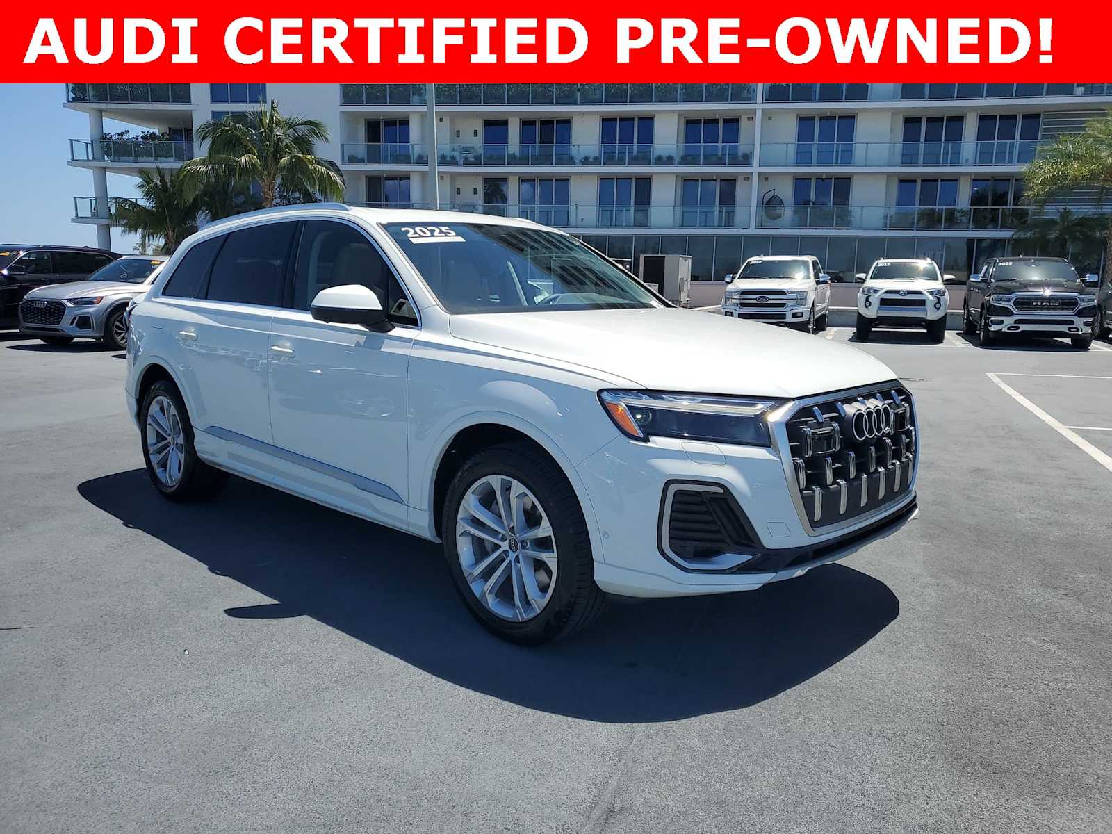 Thumbnail: 2025 Audi Q7 - 8