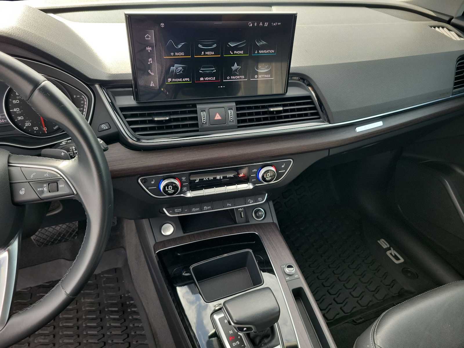 Thumbnail: 2022 Audi Q5 - 23