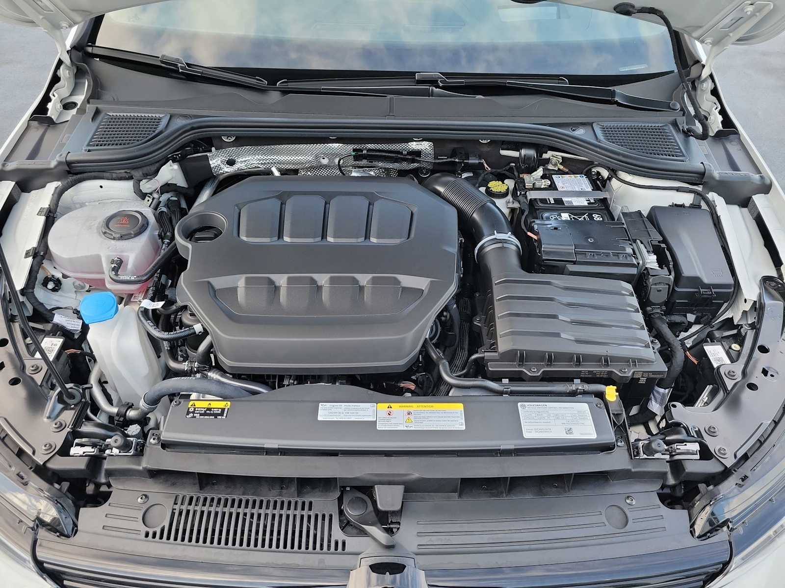 Thumbnail: 2025 Volkswagen Golf - 13