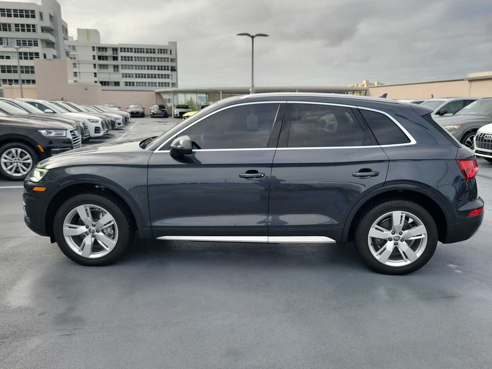 Thumbnail: 2019 Audi Q5 - 3