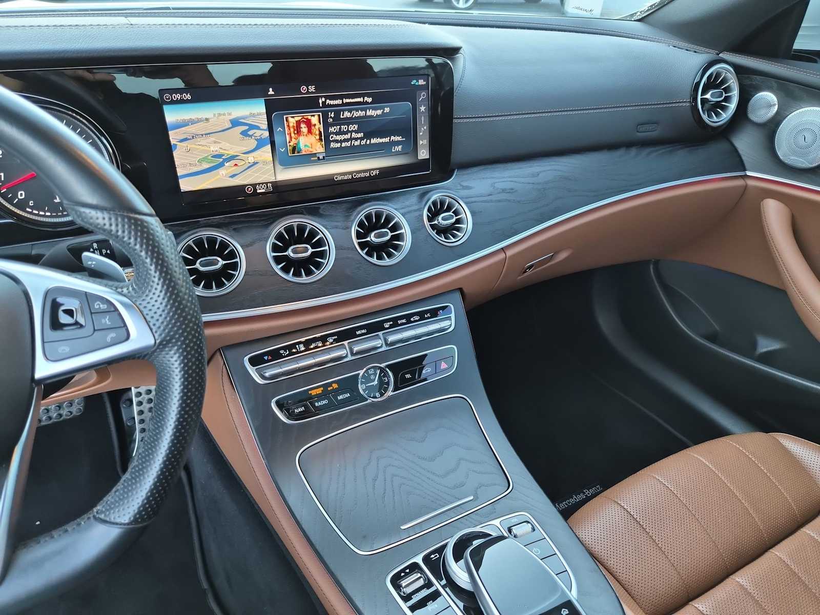 Thumbnail: 2018 Mercedes-Benz E-Class - 21