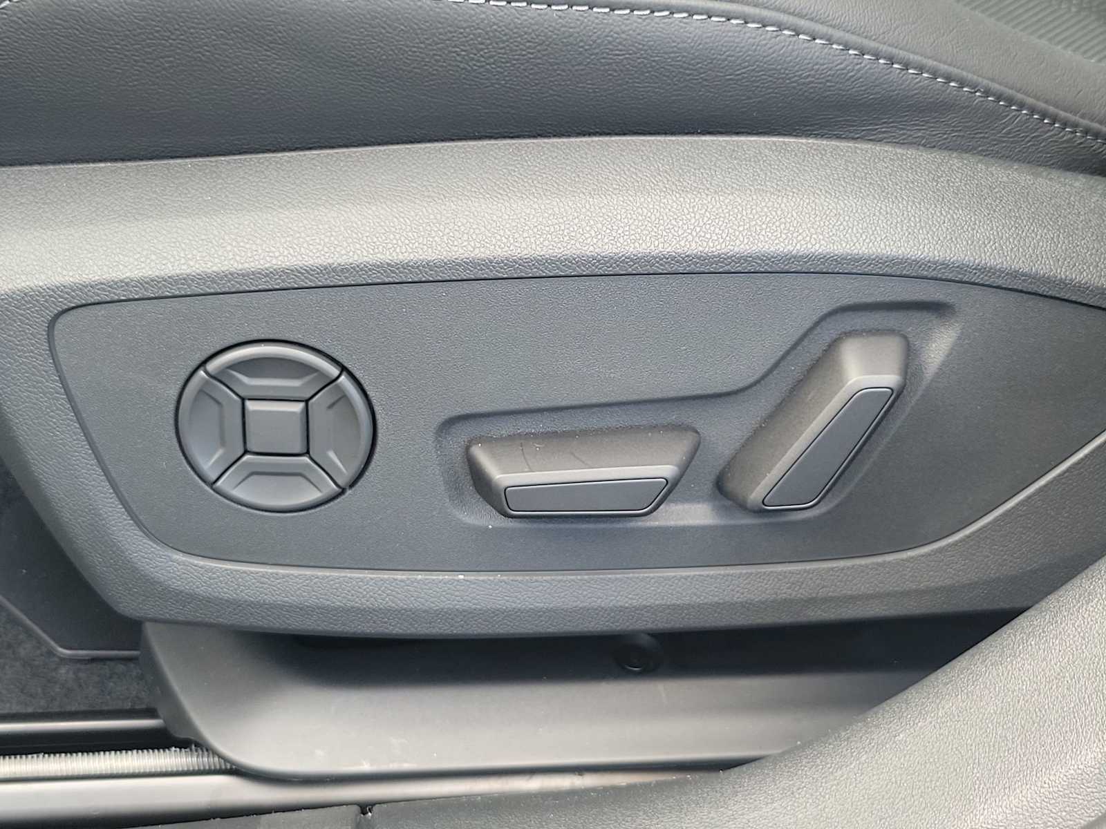 Thumbnail: 2025 Audi A5 - 16