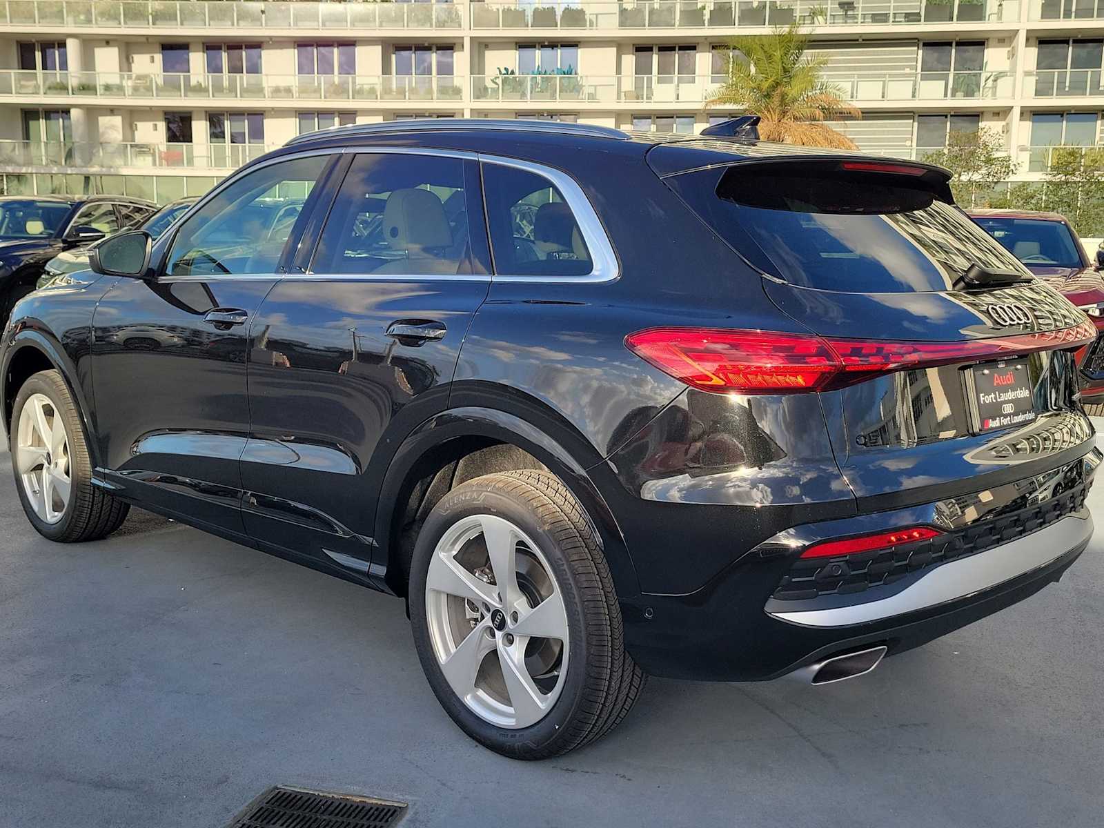 Thumbnail: 2026 Audi Q5 - 4