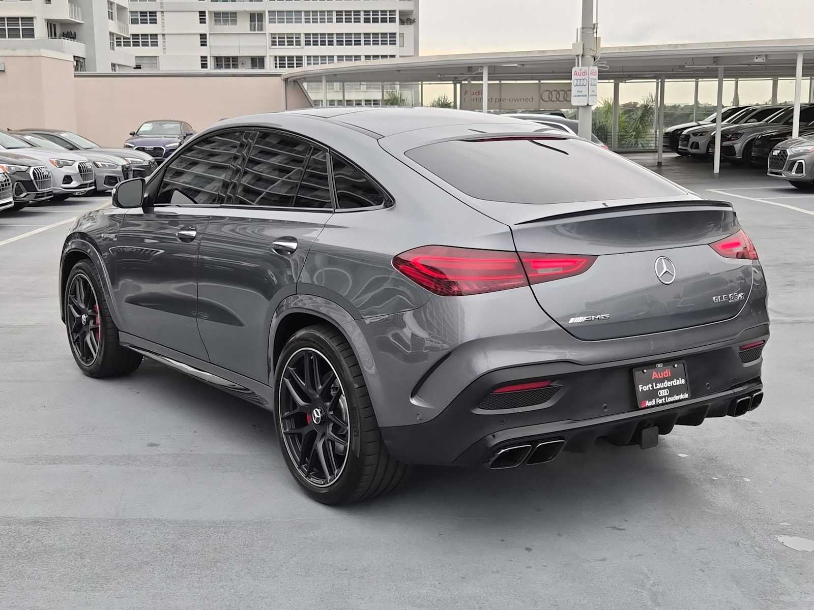 Thumbnail: 2024 Mercedes-Benz GL-Class - 4