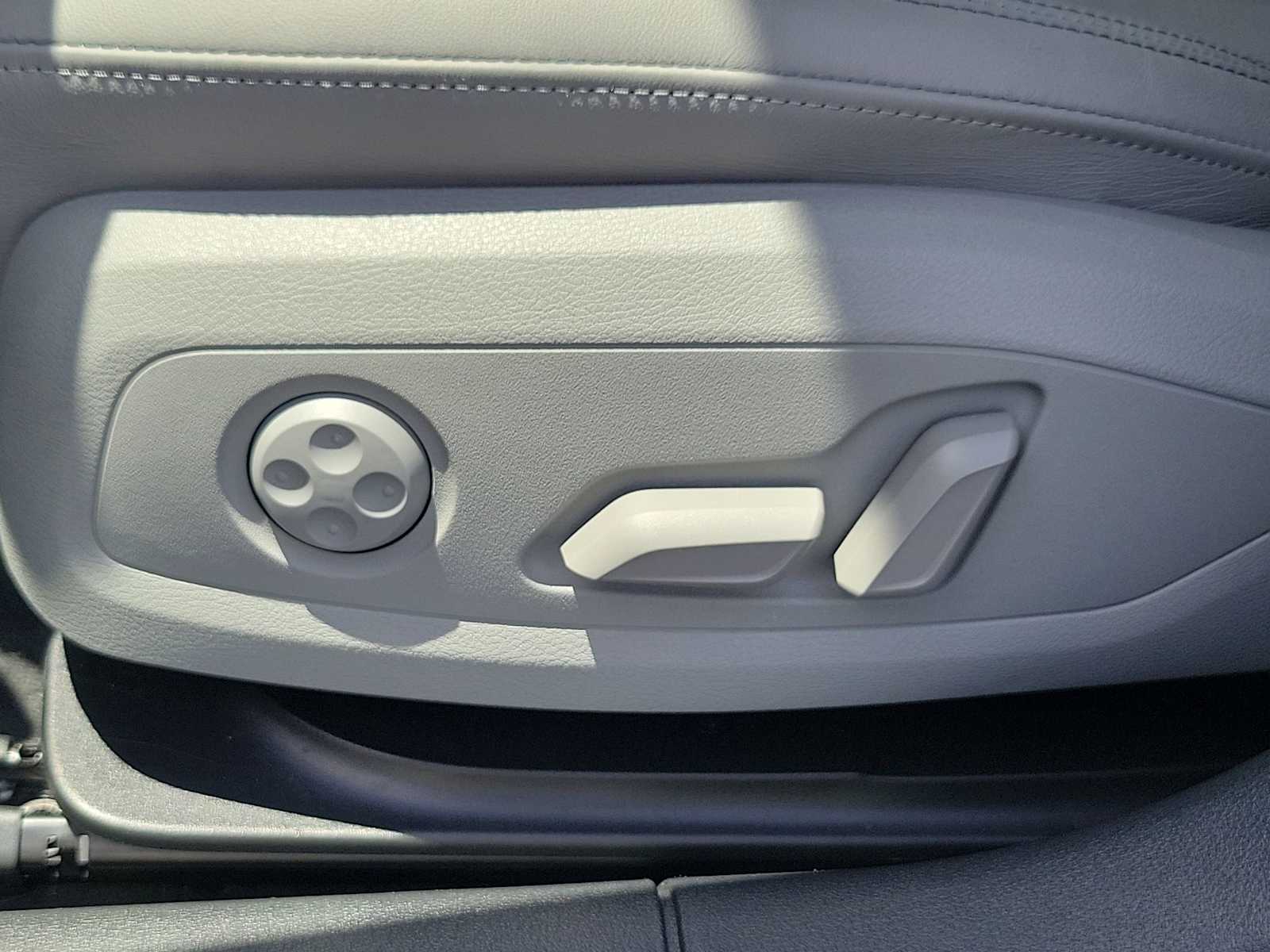 Thumbnail: 2025 Audi A5 - 16