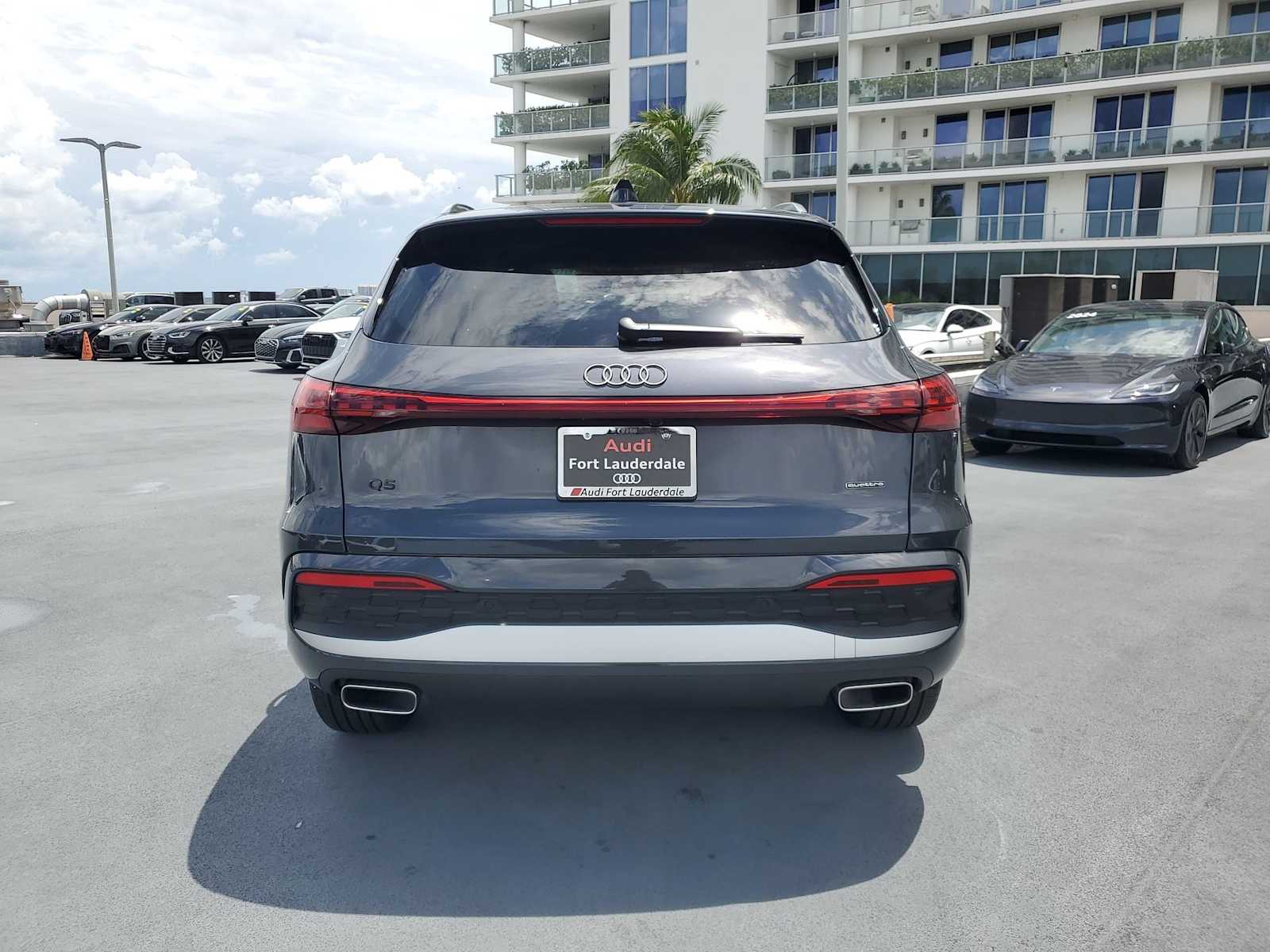 Thumbnail: 2025 Audi Q5 - 5