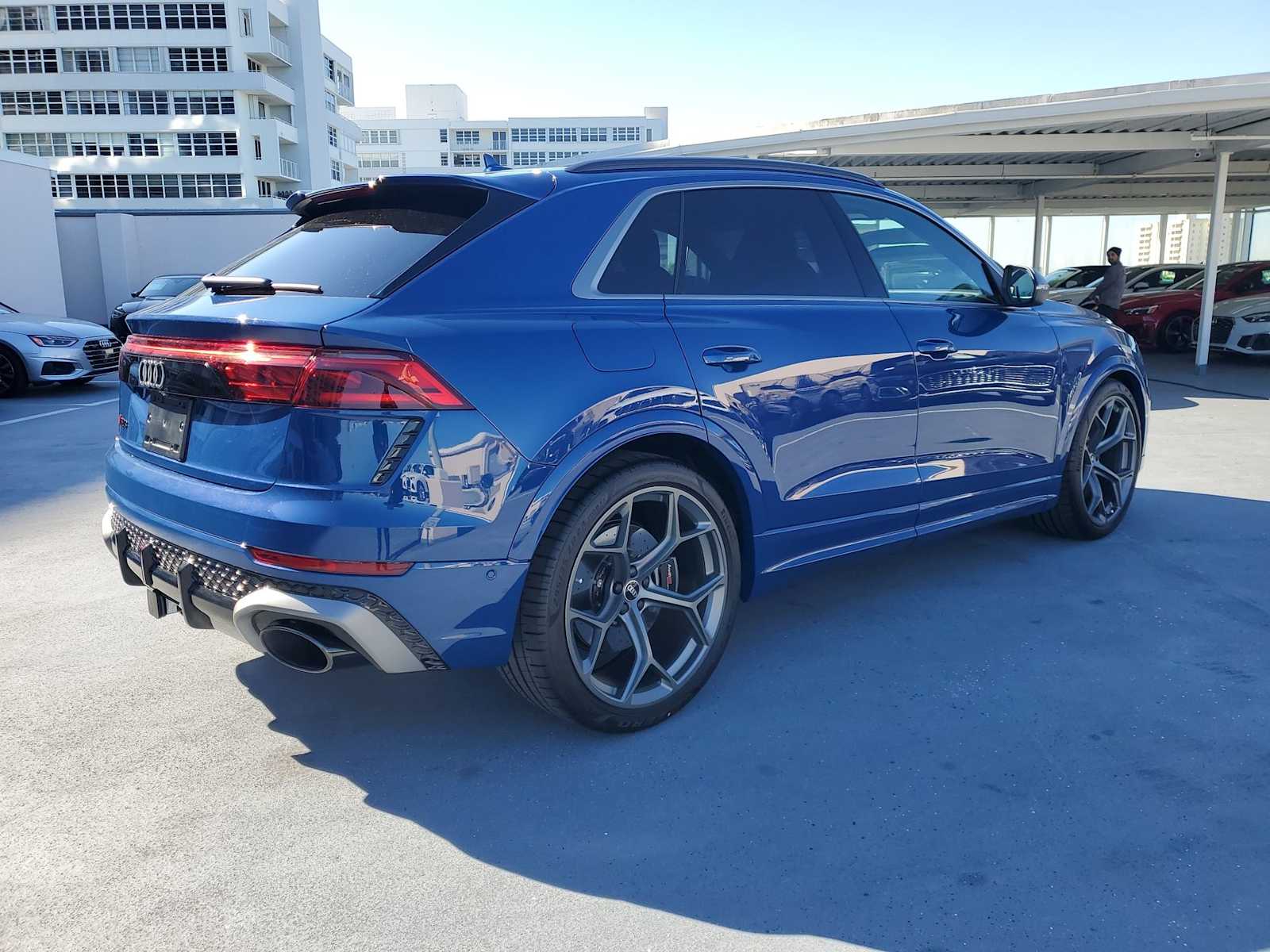 Thumbnail: 2025 Audi RS Q8 - 6