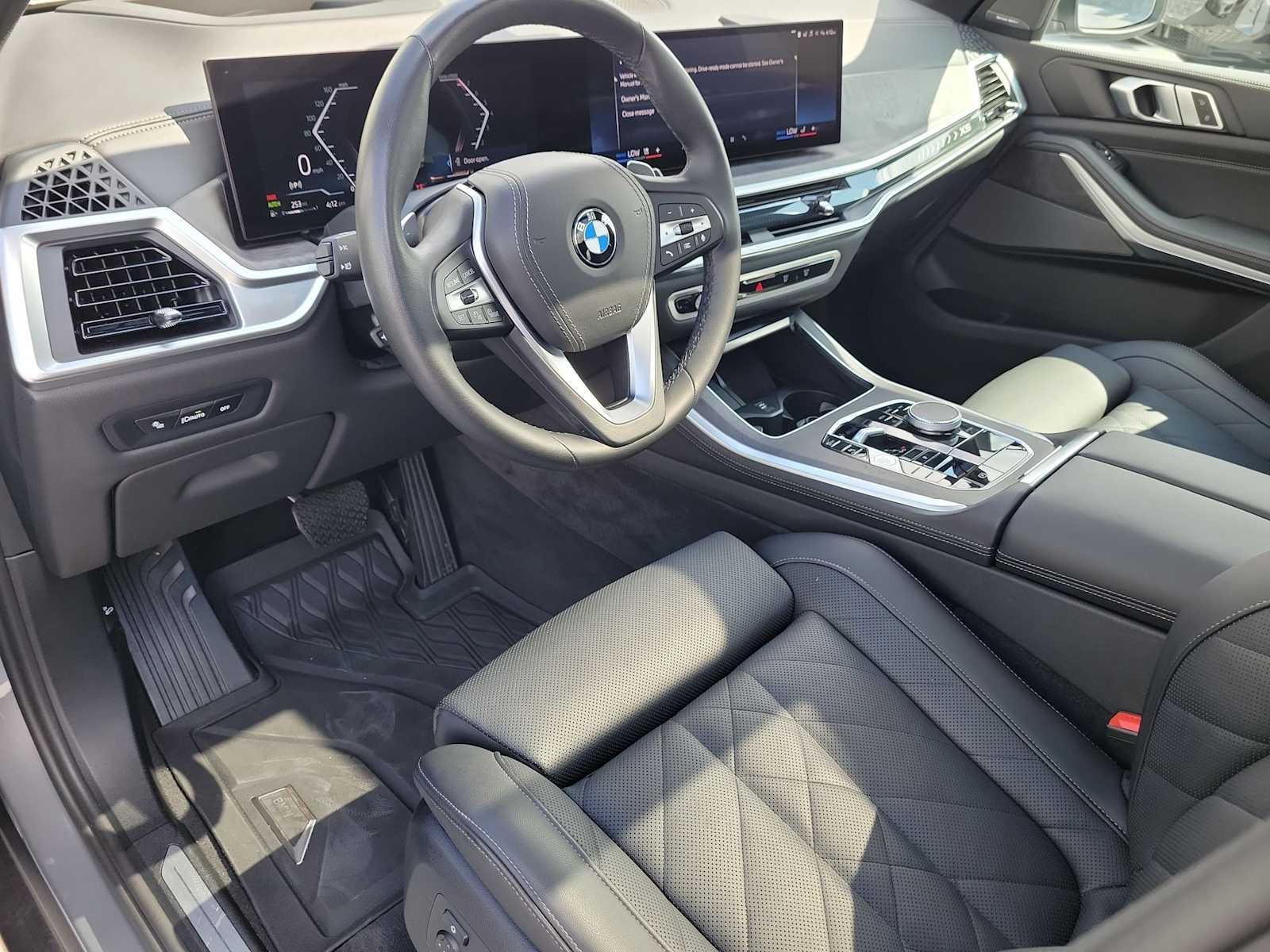 Thumbnail: 2024 BMW X5 - 2