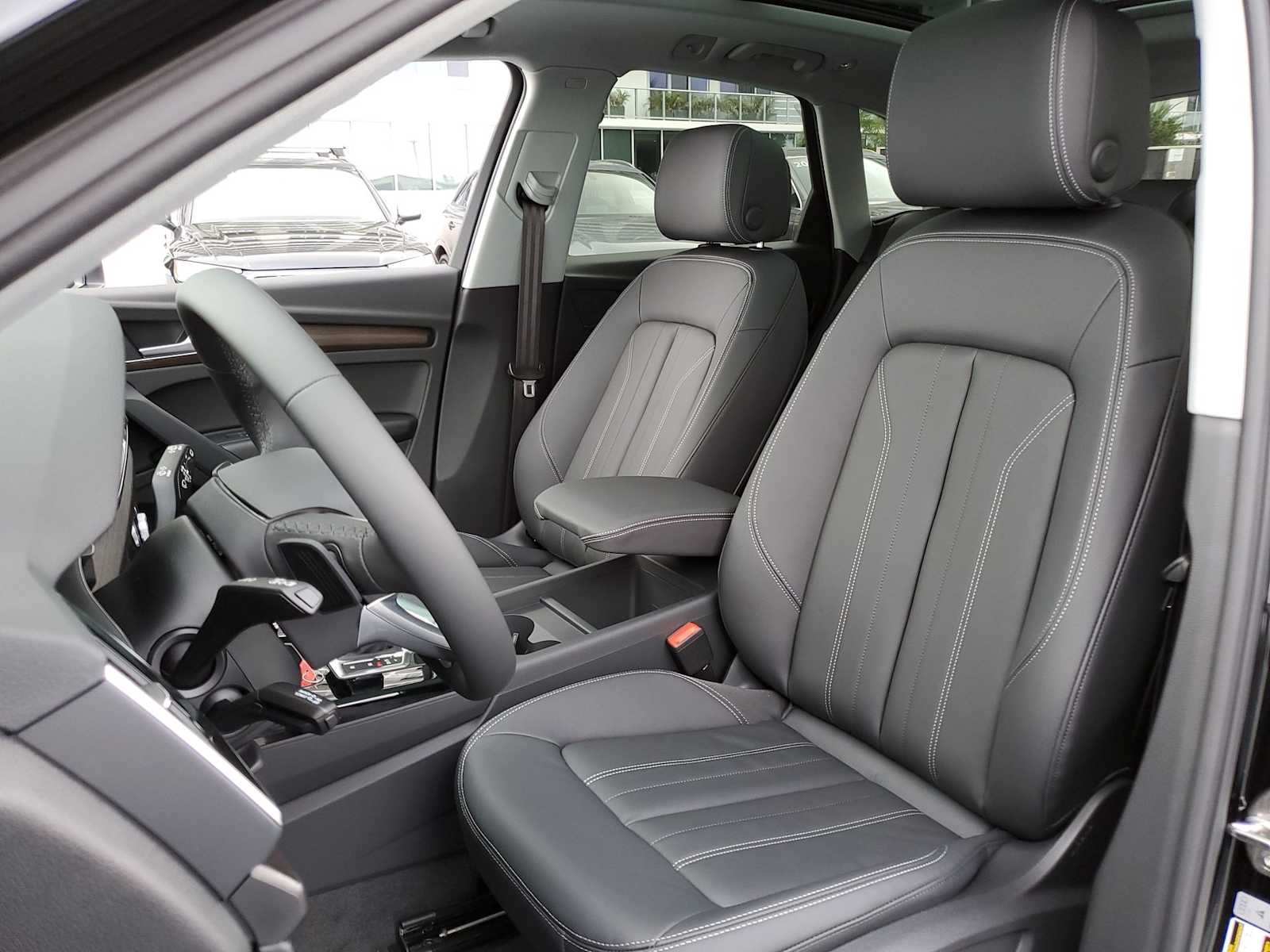 Thumbnail: 2023 Audi Q5 - 15