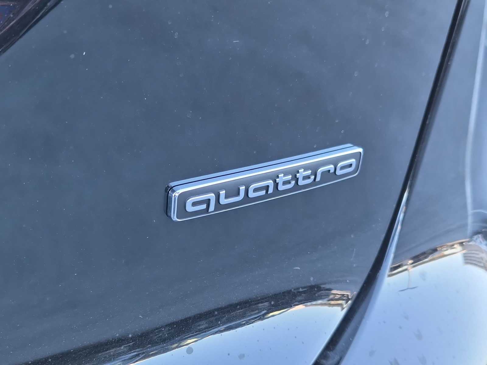 Thumbnail: 2025 Audi Q6 e-tron - 11