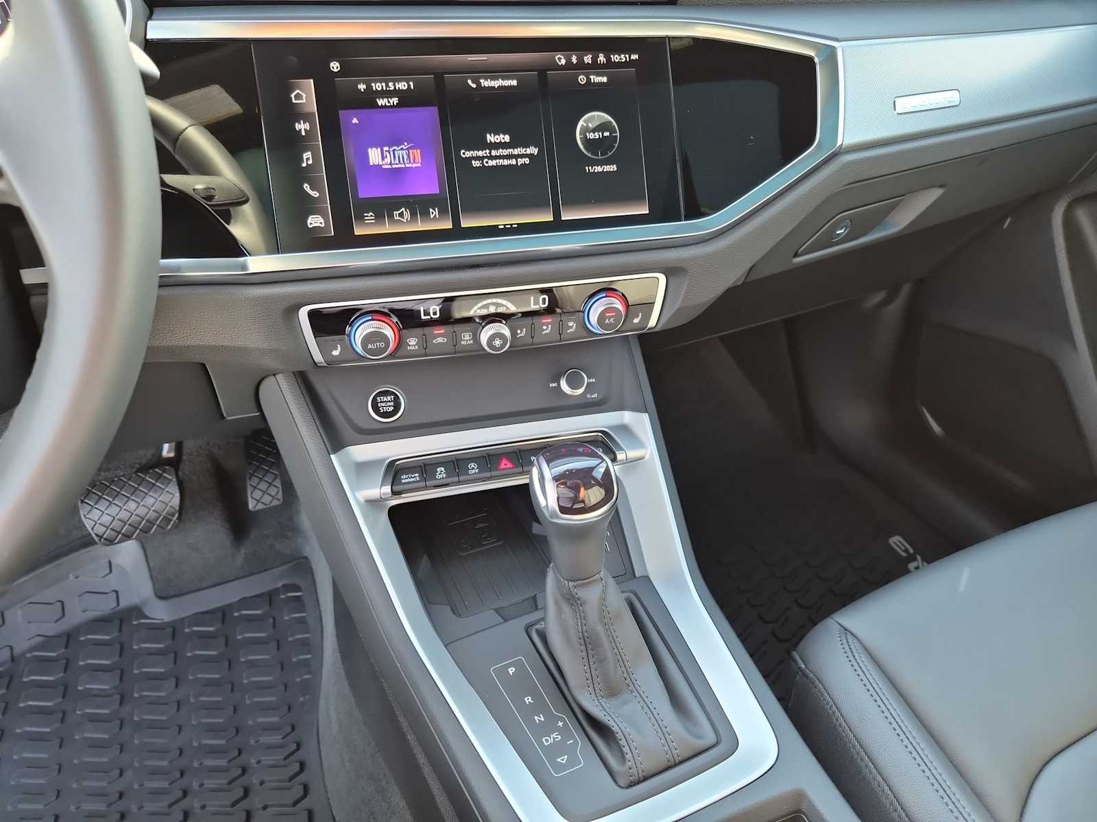 Thumbnail: 2025 Audi Q3 - 23