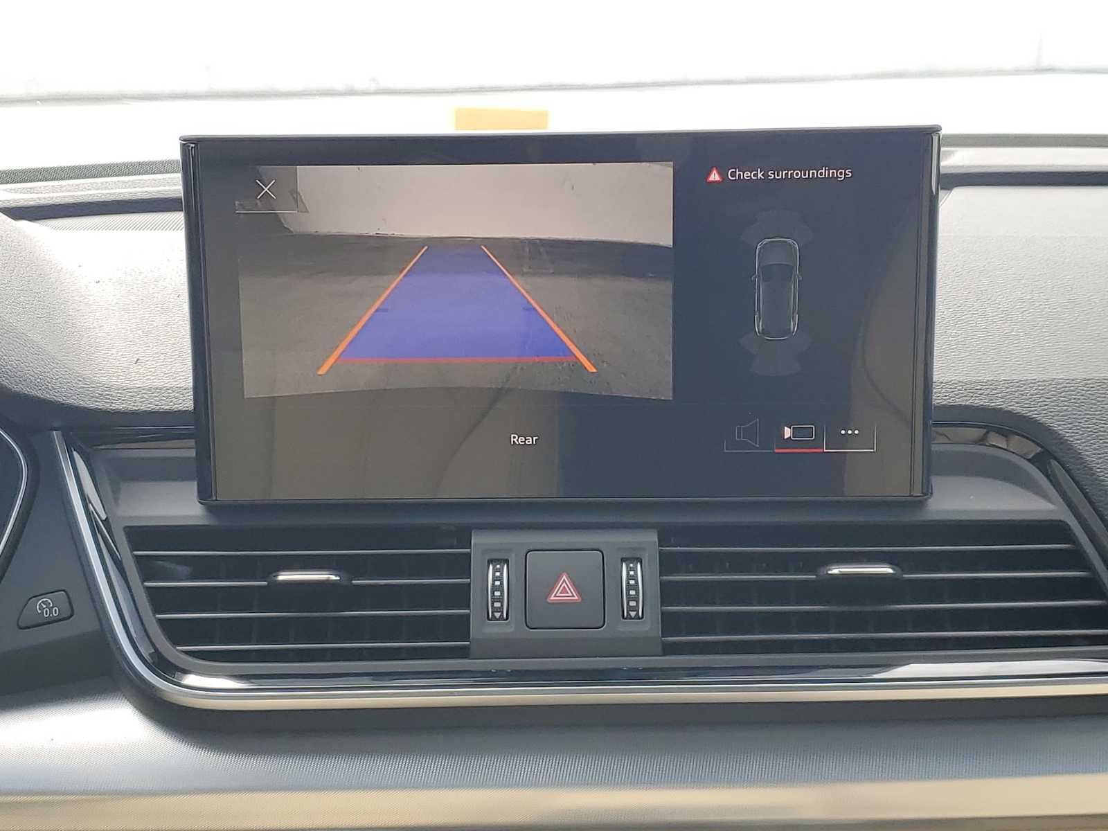 Thumbnail: 2025 Audi Q5 - 20