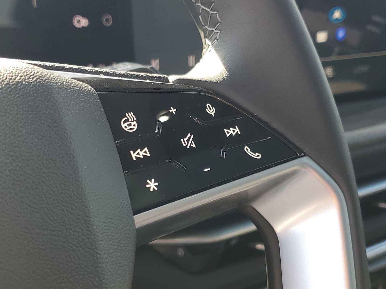 Thumbnail: 2025 Audi Q5 - 22