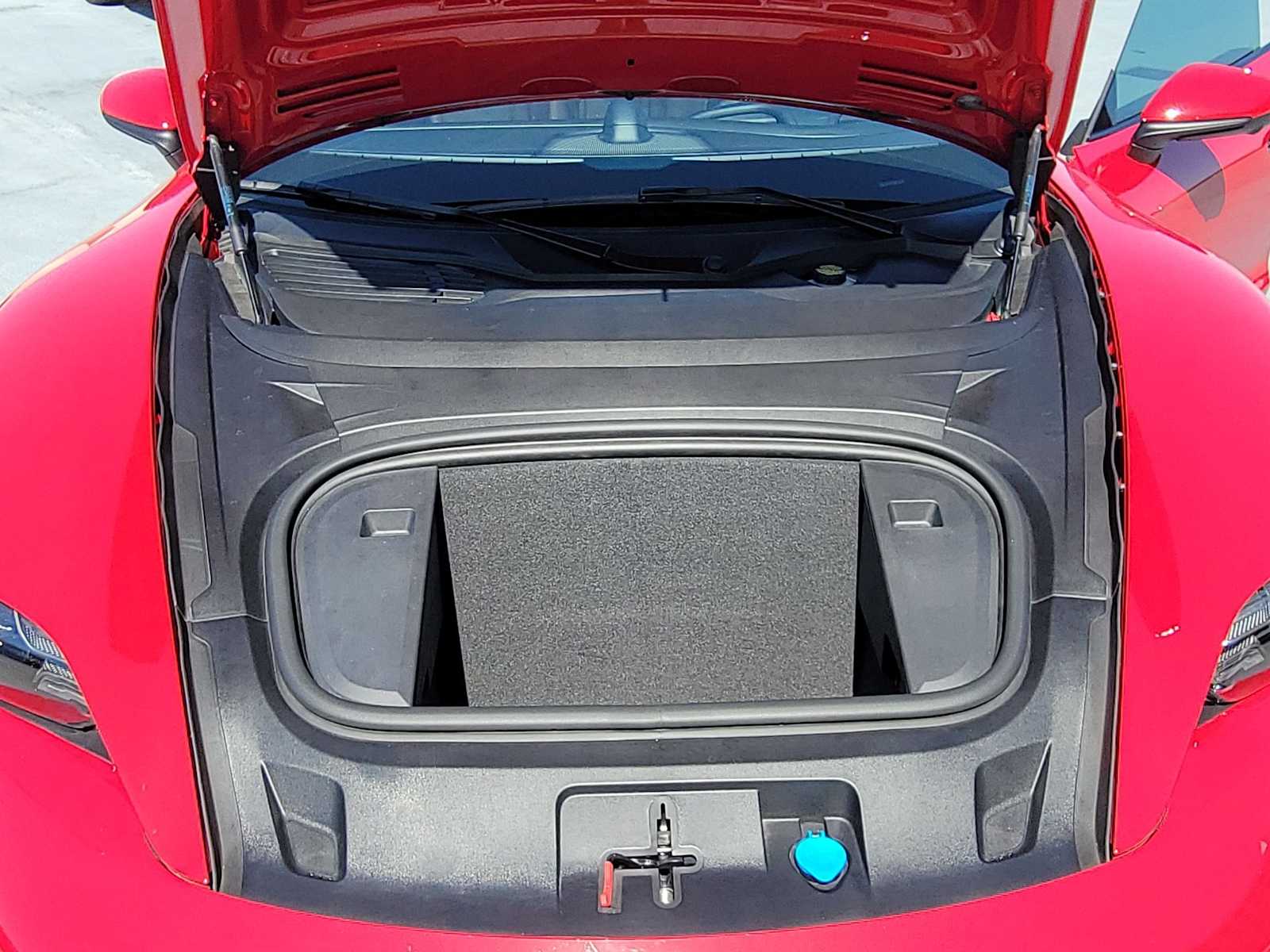 Thumbnail: 2021 Porsche Taycan - 12