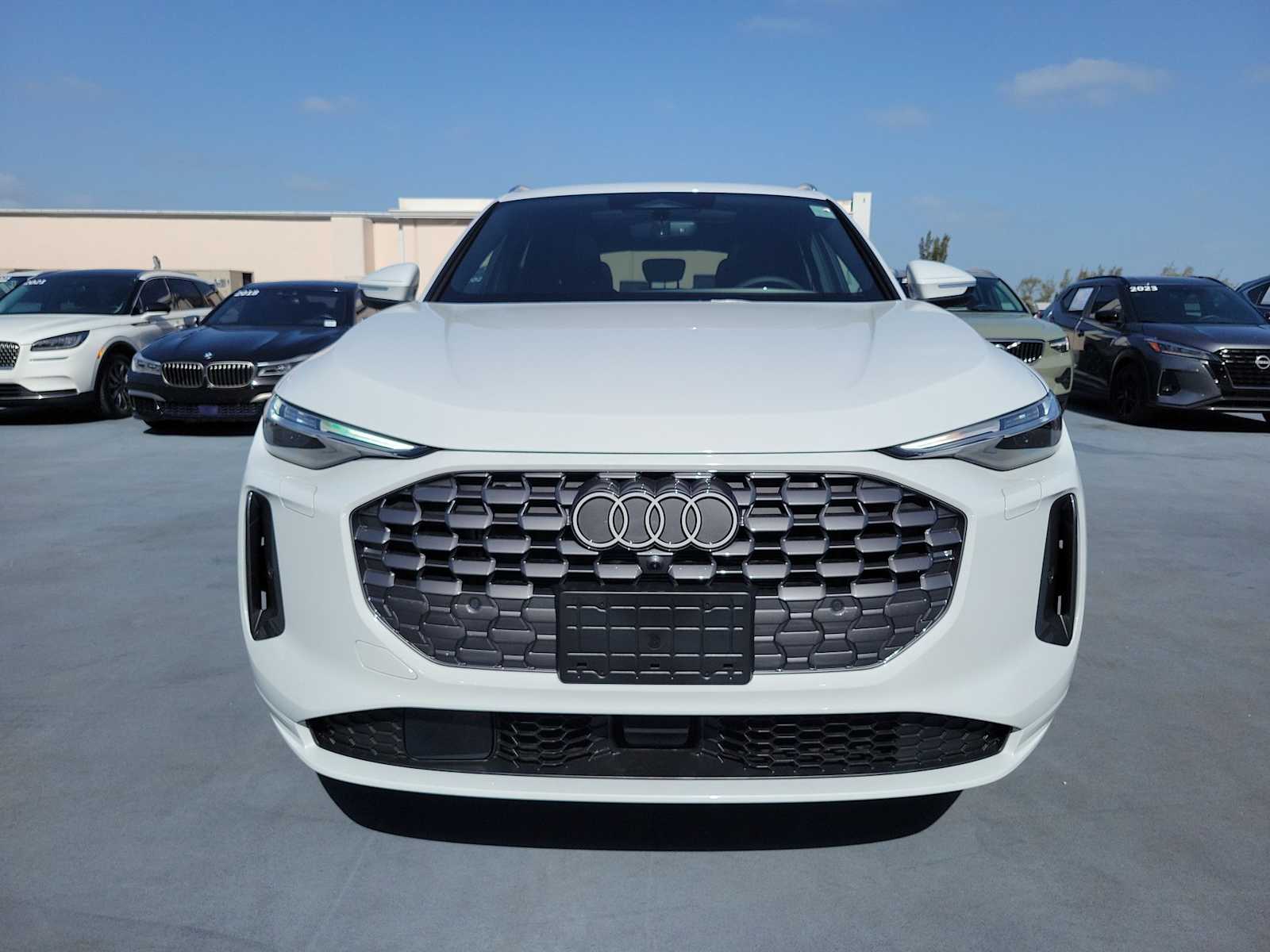 Thumbnail: 2026 Audi Q5 - 9