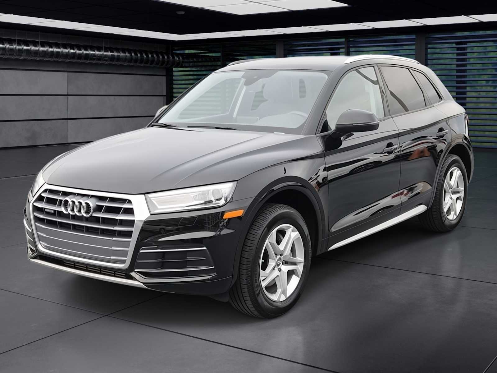 Thumbnail: 2018 Audi Q5 - 1