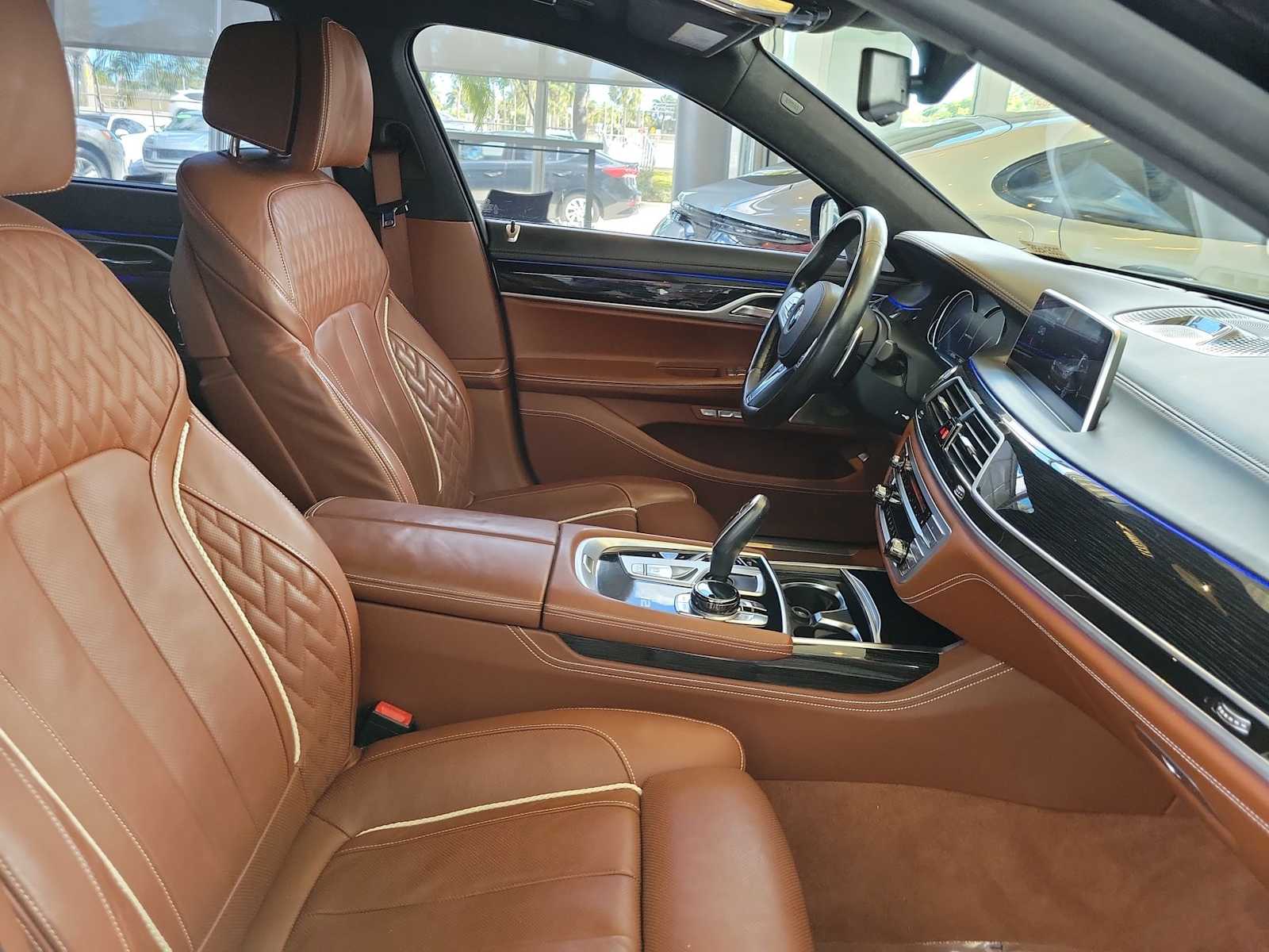 Thumbnail: 2018 BMW 7 Series - 14