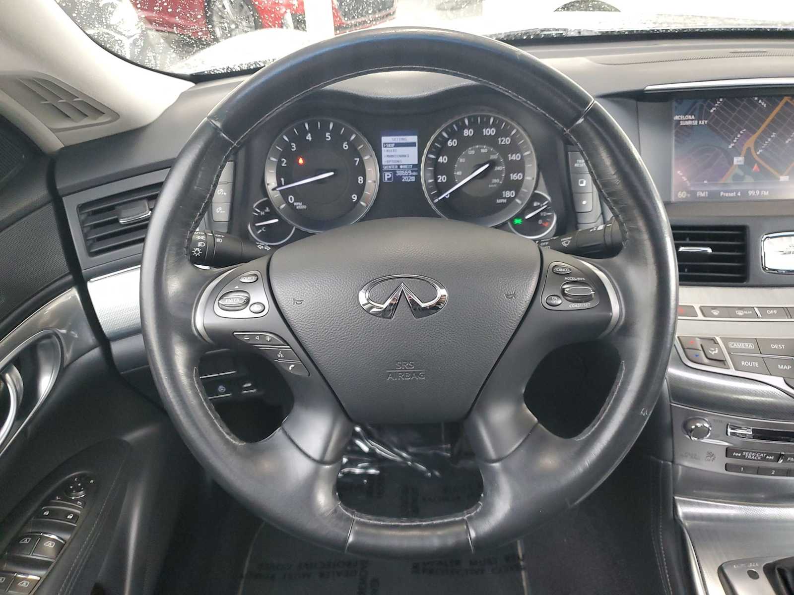Thumbnail: 2017 INFINITI Q70 - 16
