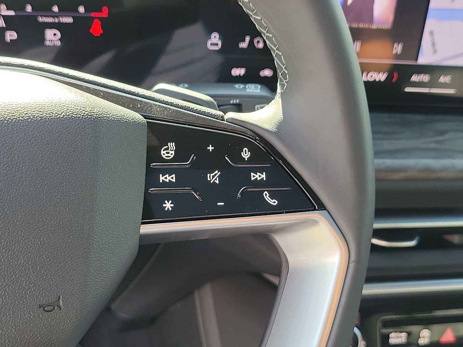 Thumbnail: 2025 Audi Q5 - 22