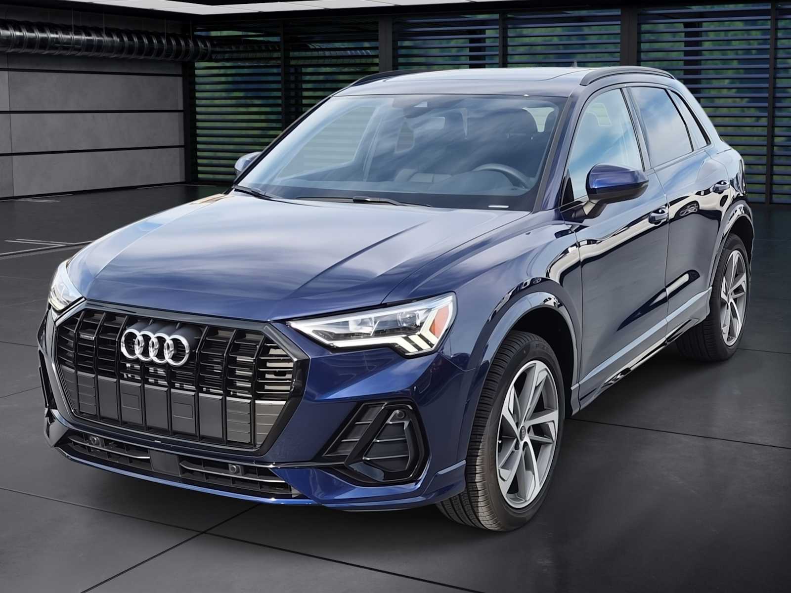 Thumbnail: 2025 Audi Q3 - 1