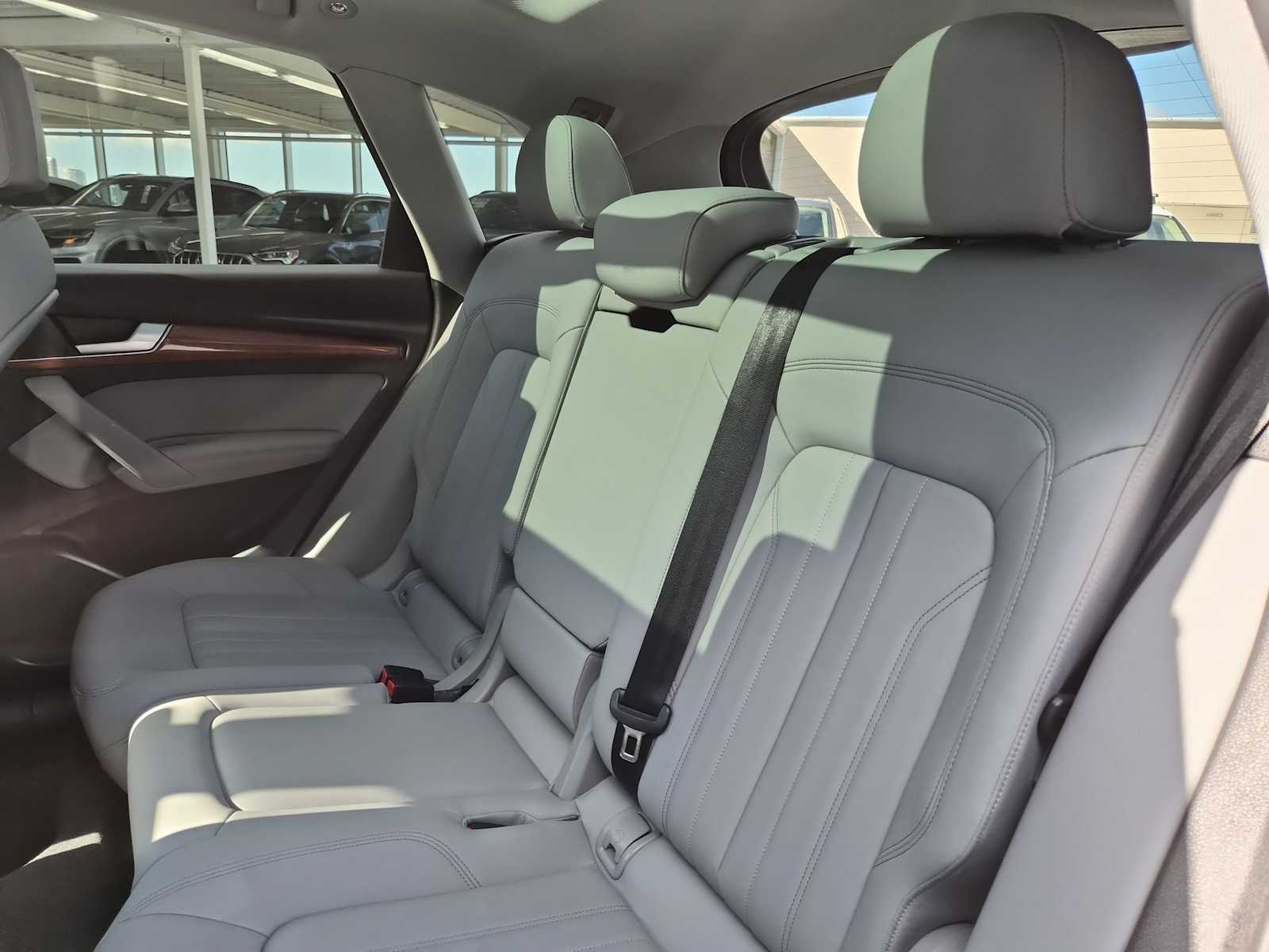 Thumbnail: 2022 Audi Q5 - 19