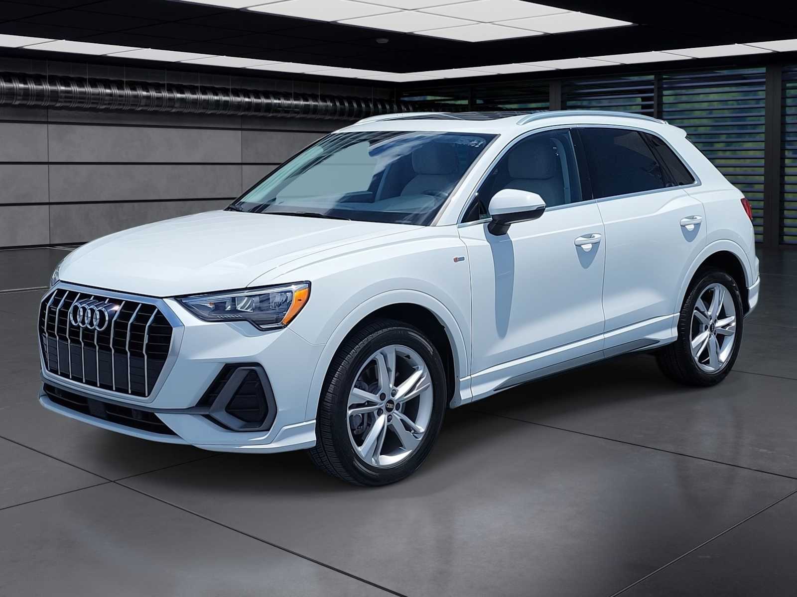 2022 Audi Q3