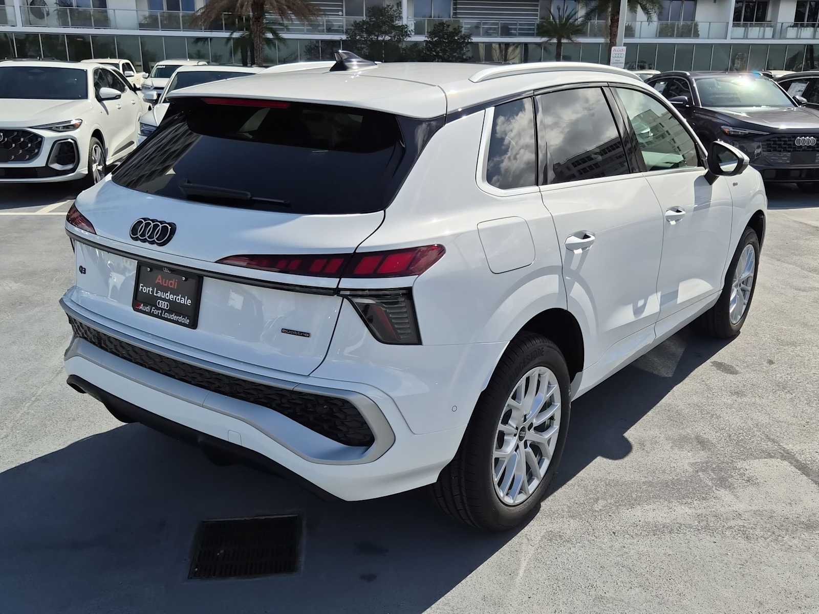 Thumbnail: 2026 Audi Q3 - 6