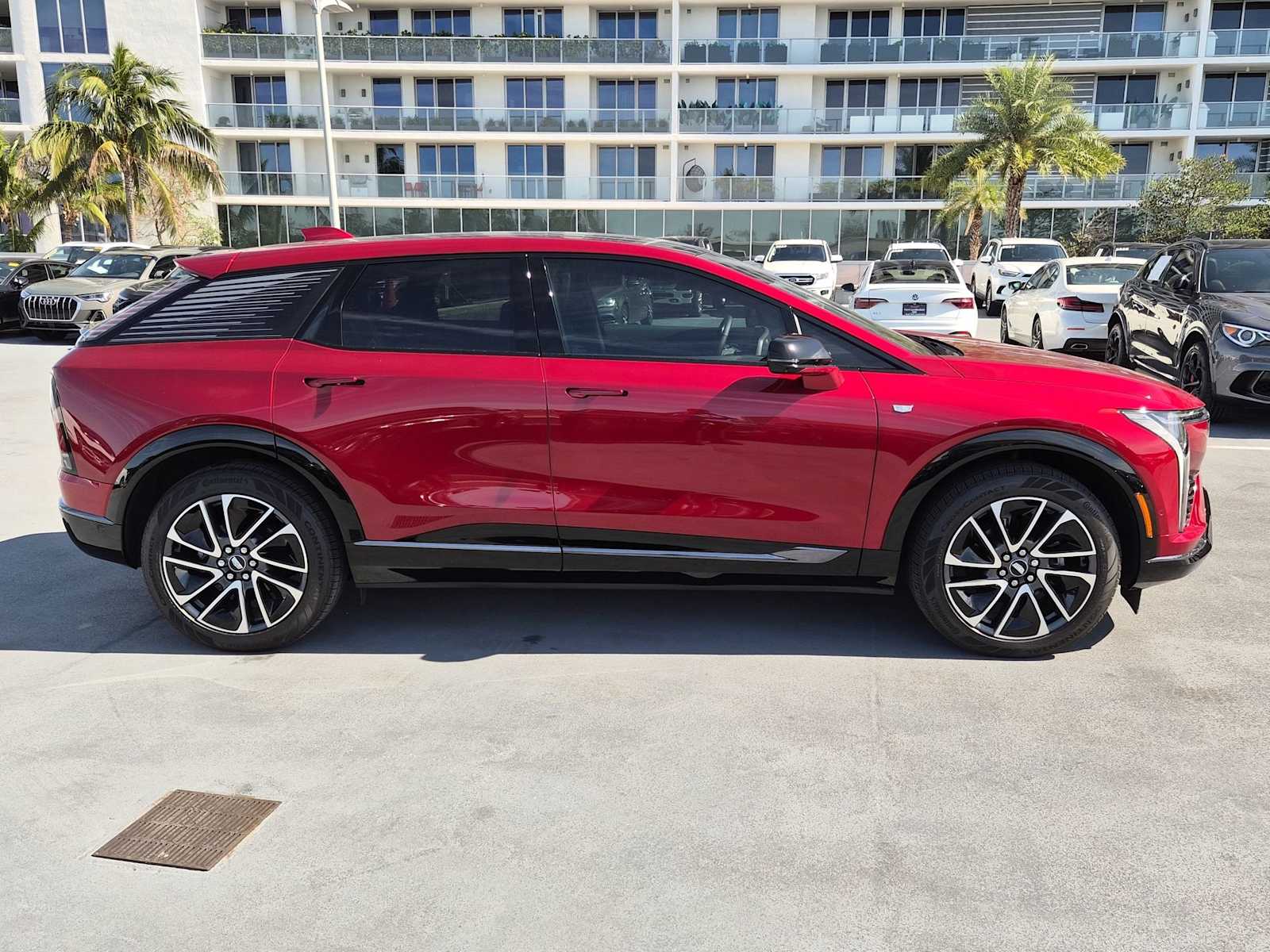 Thumbnail: 2025 Cadillac Optiq - 7