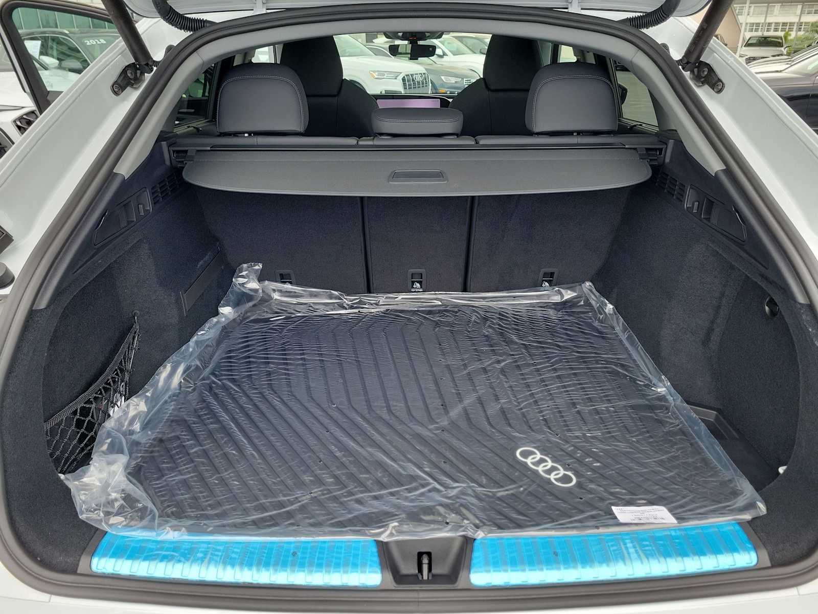 Thumbnail: 2026 Audi Q5 - 26