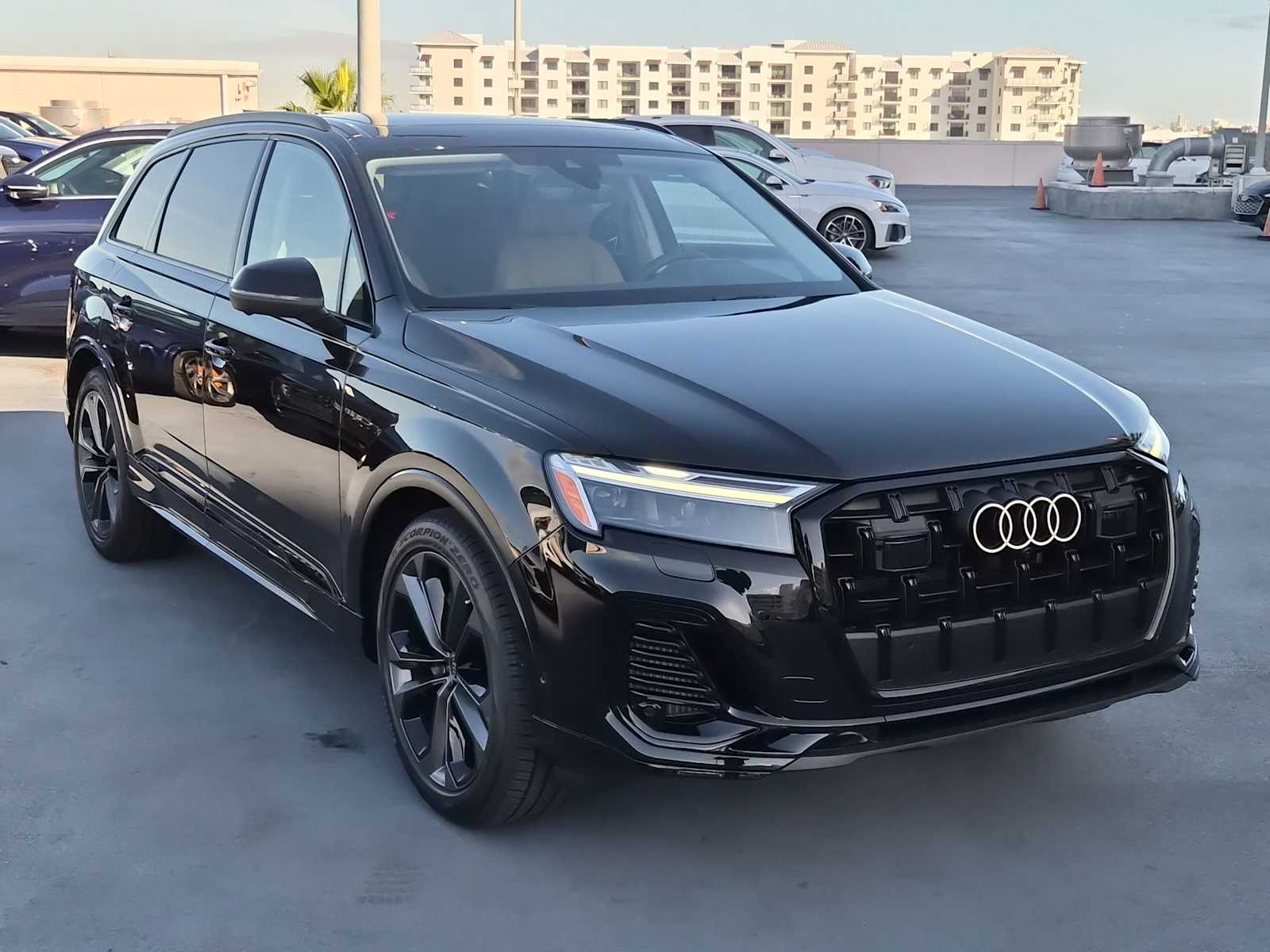 Thumbnail: 2026 Audi Q7 - 8