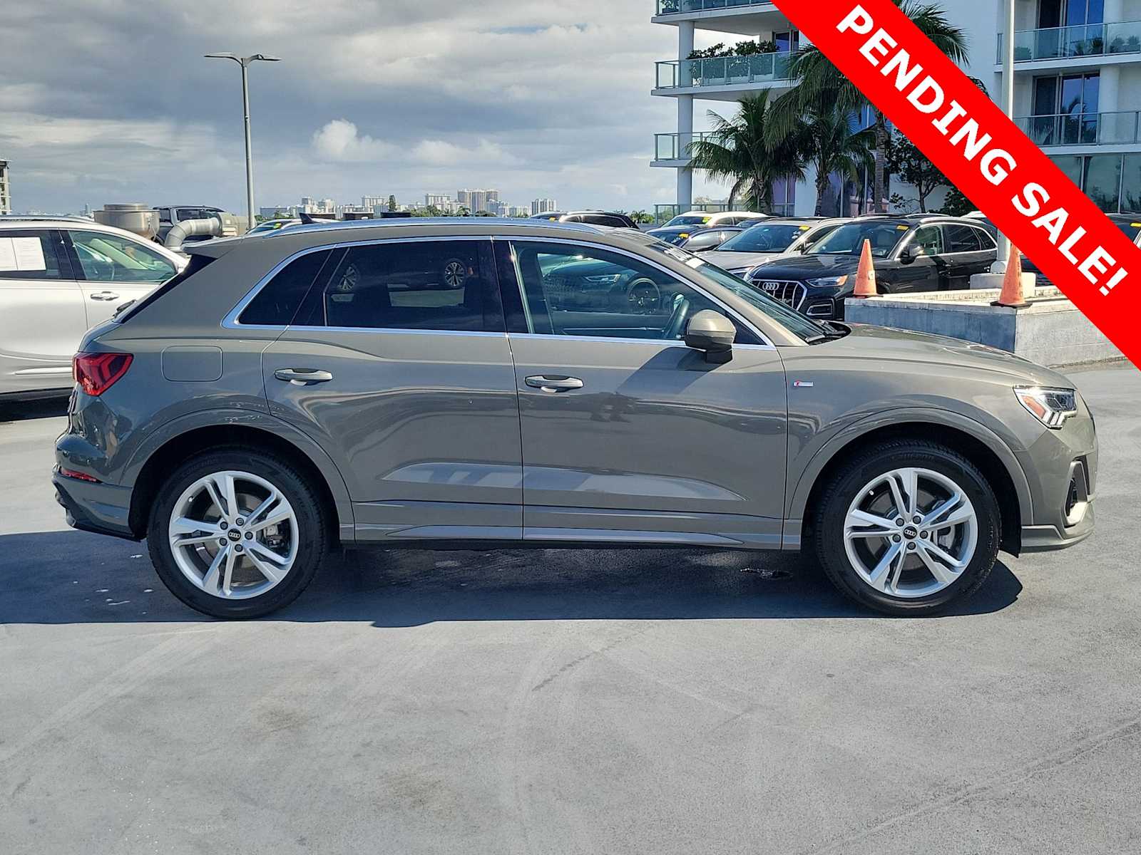 Thumbnail: 2022 Audi Q3 - 7