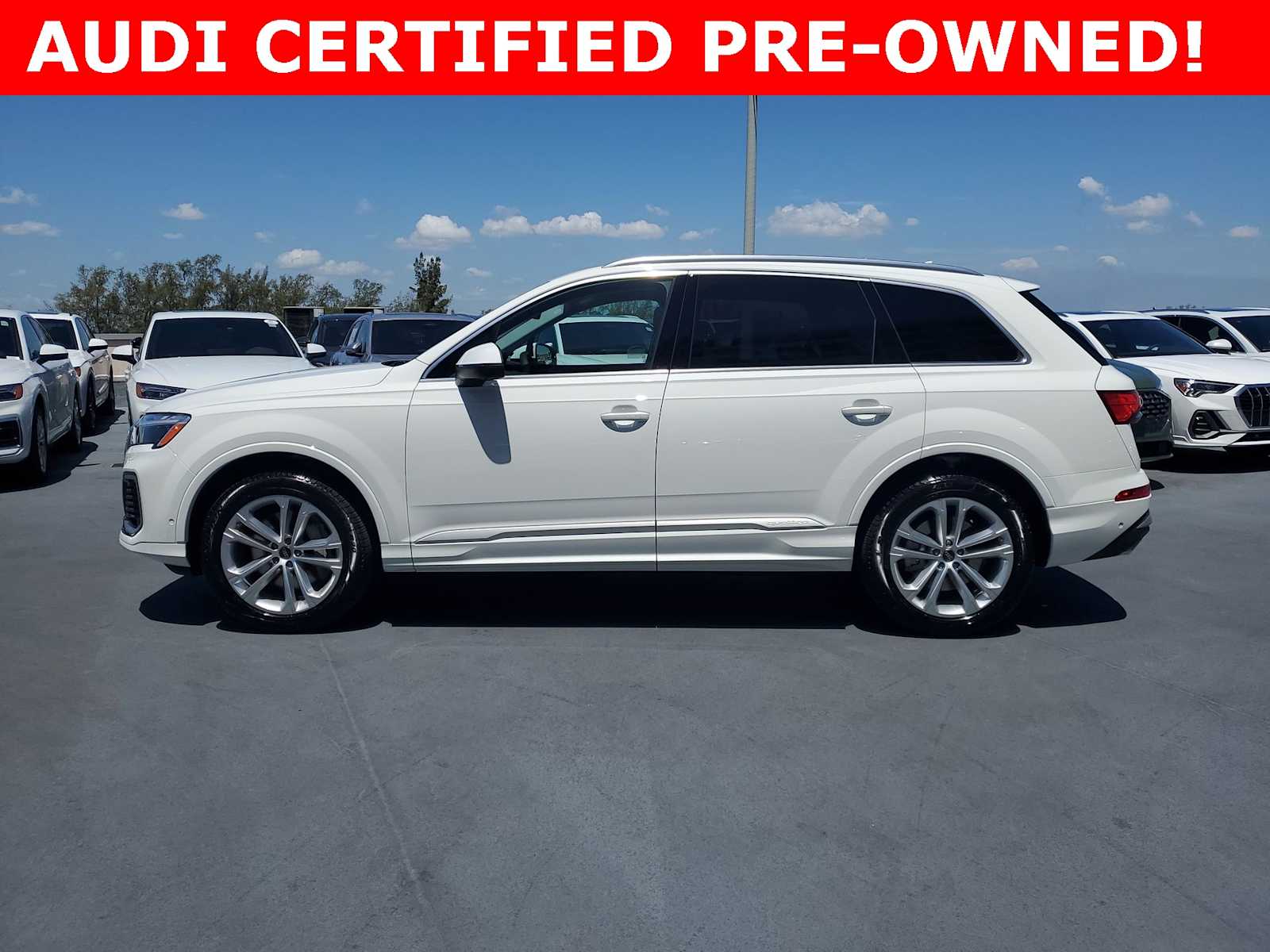 Thumbnail: 2025 Audi Q7 - 3
