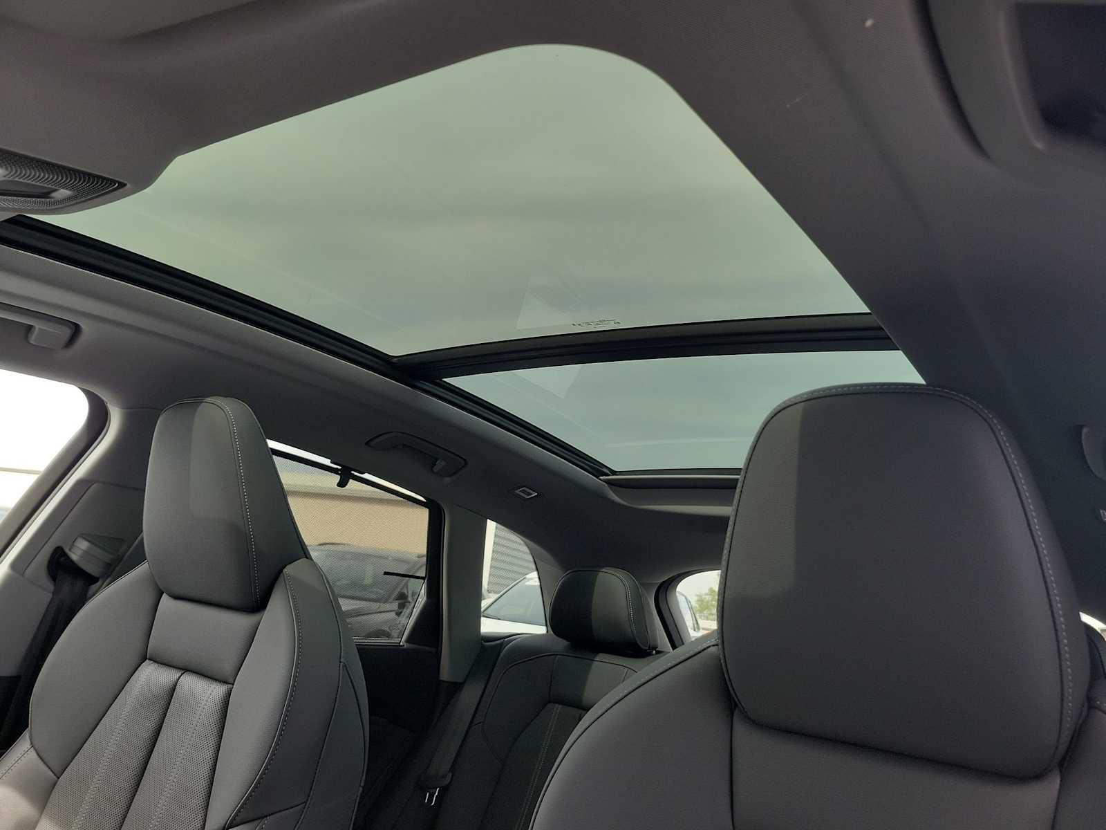 Thumbnail: 2025 Audi Q5 - 18