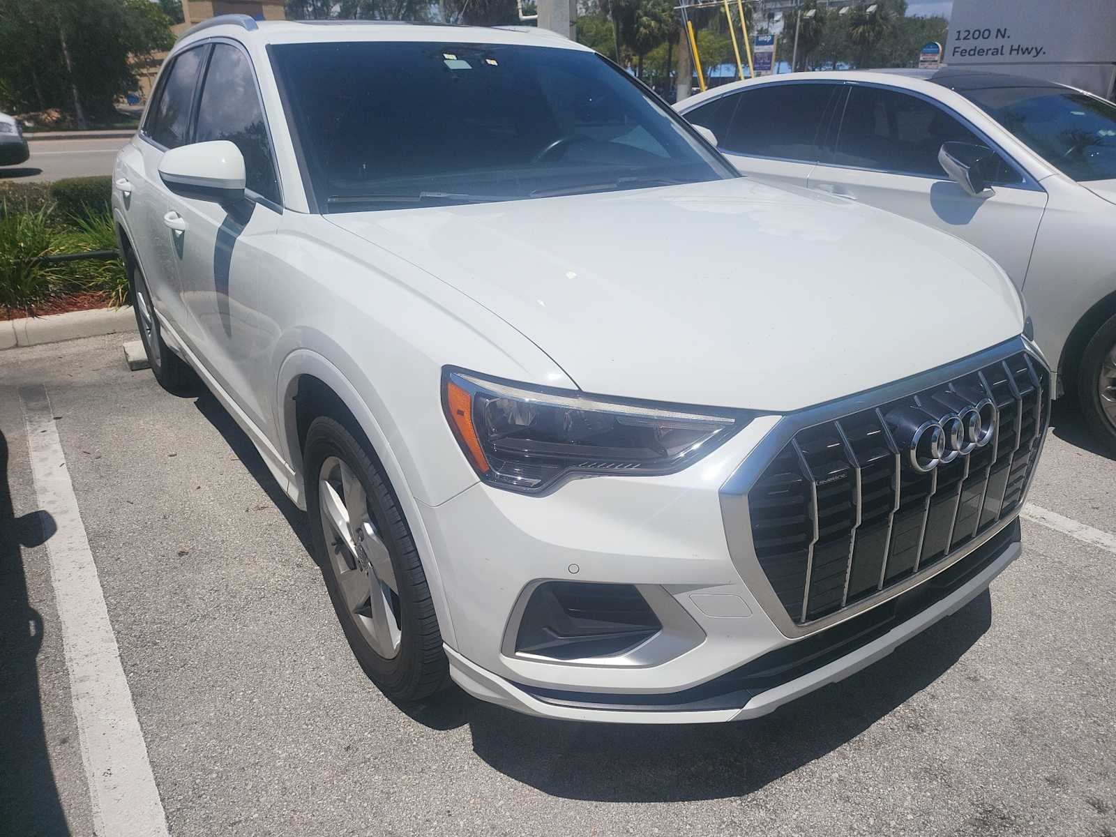 Thumbnail: 2019 Audi Q3 - 2