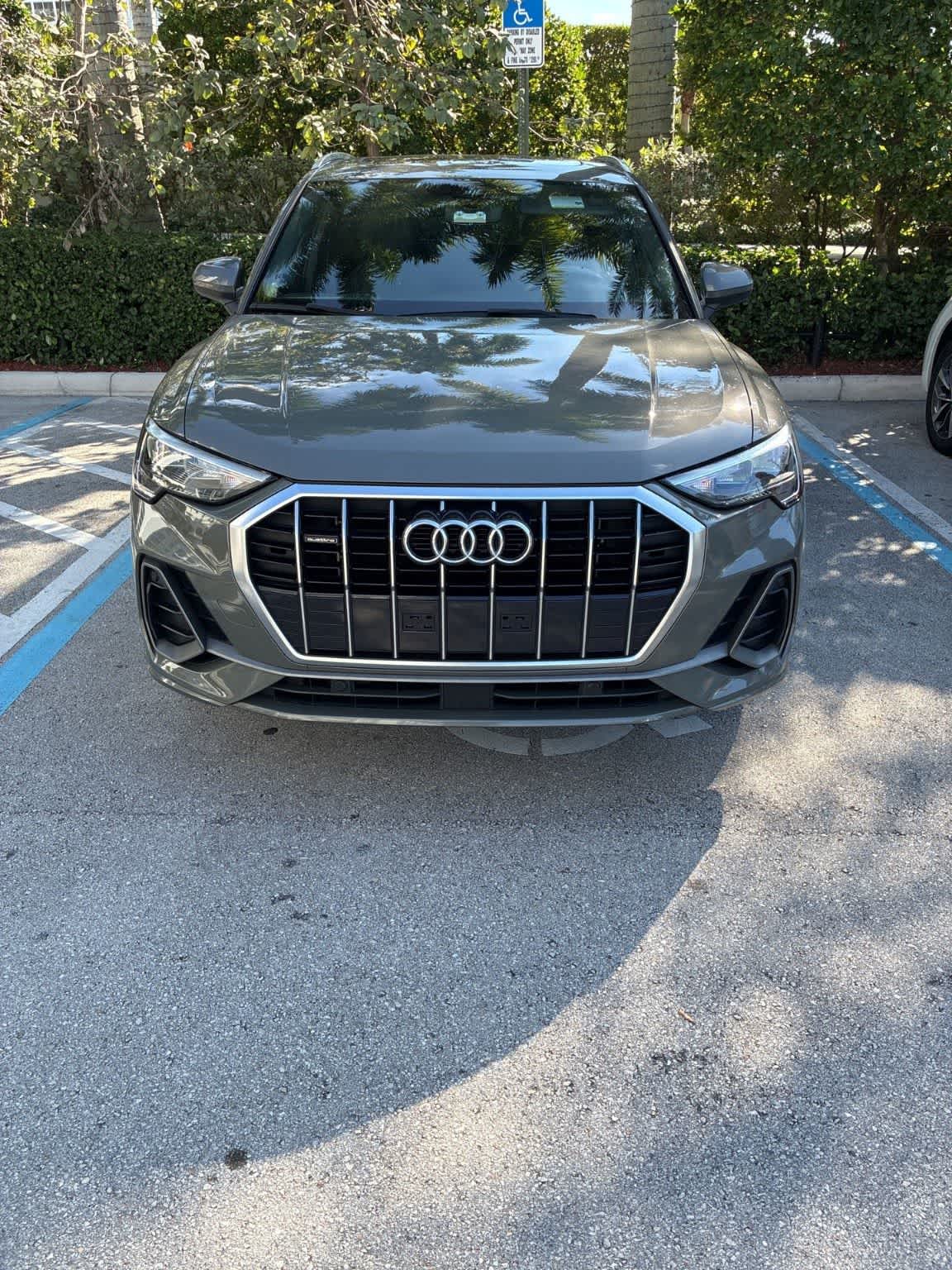 Thumbnail: 2021 Audi Q3 - 2