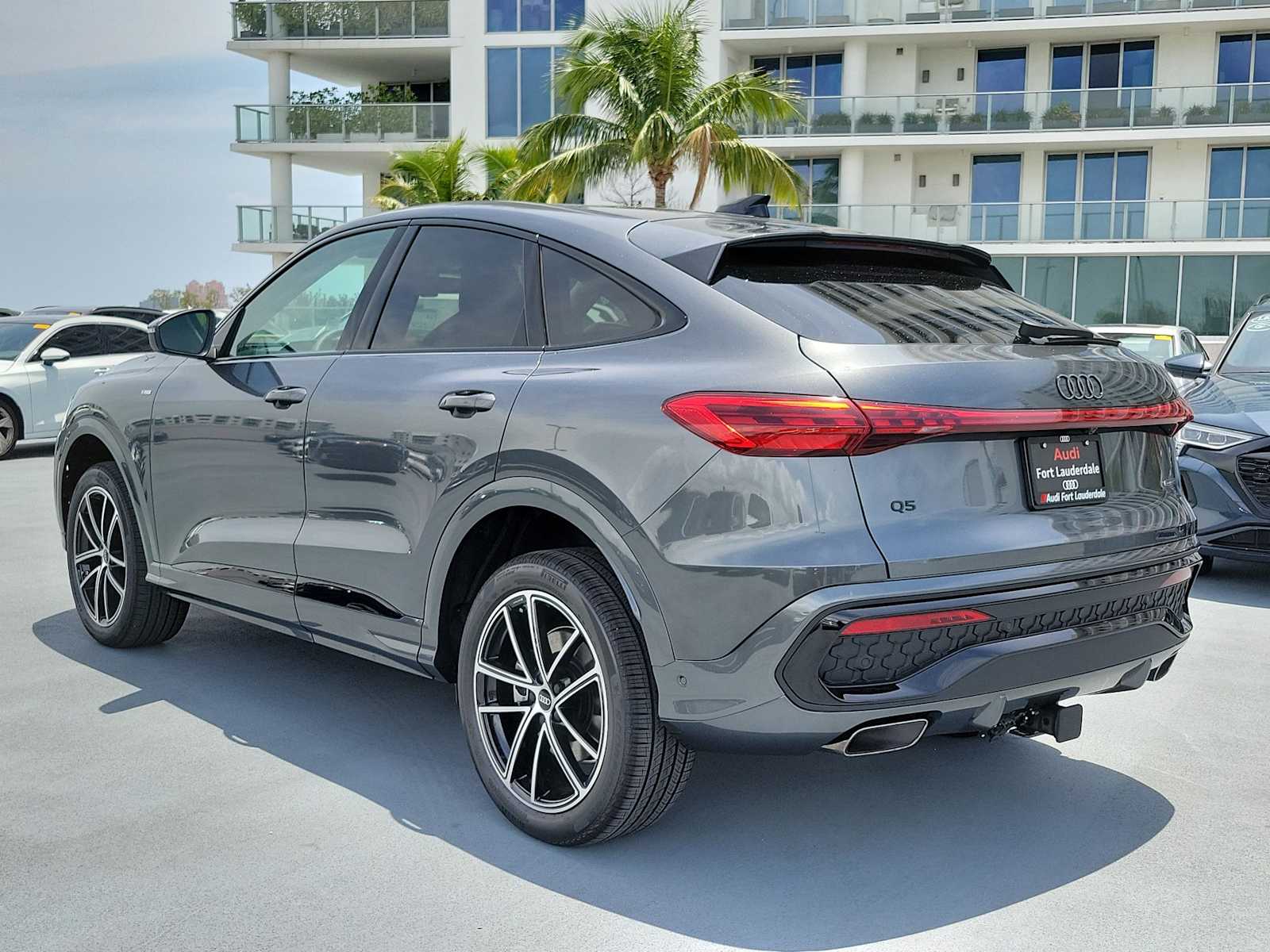 Thumbnail: 2026 Audi Q5 - 4