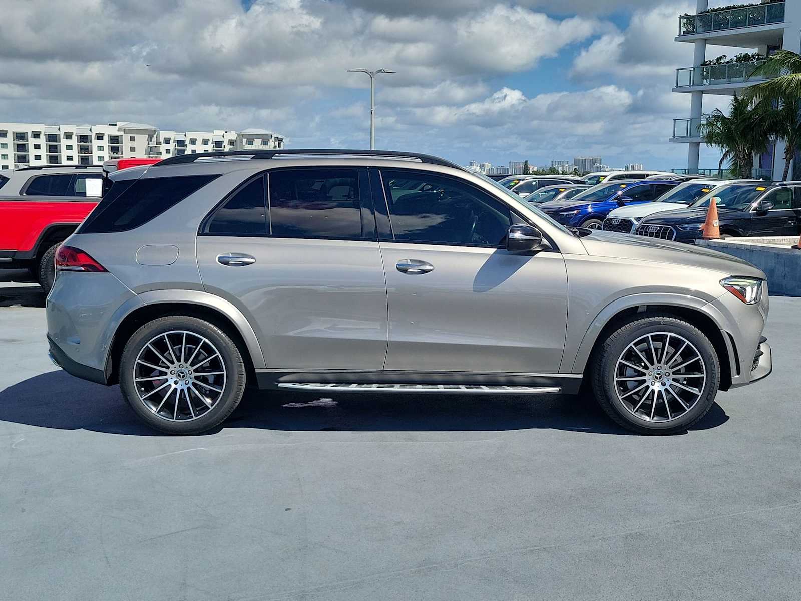 Thumbnail: 2022 Mercedes-Benz GLE - 6