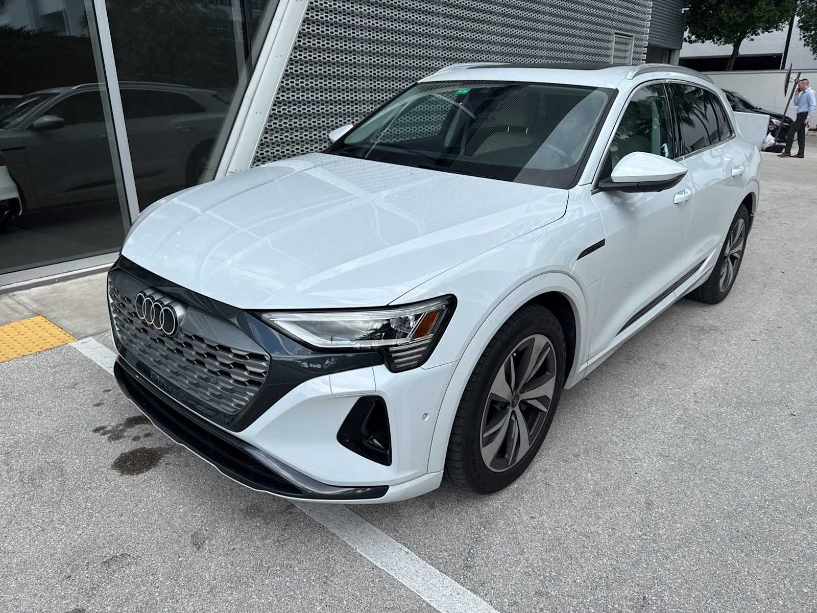 2024 Audi Q8 e-tron Premium Plus -
                  Fort Lauderdale, FL