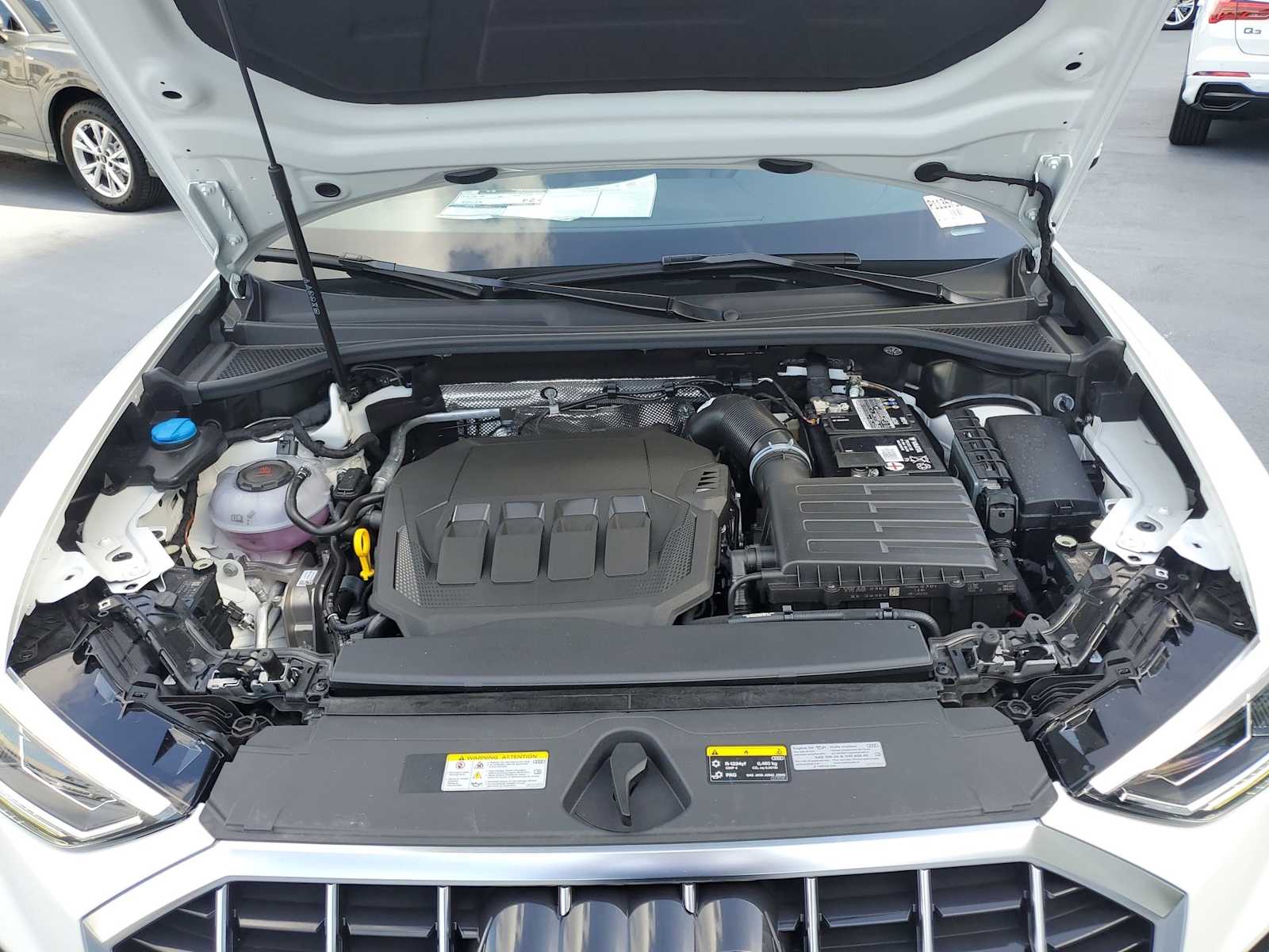 Thumbnail: 2023 Audi Q3 - 13