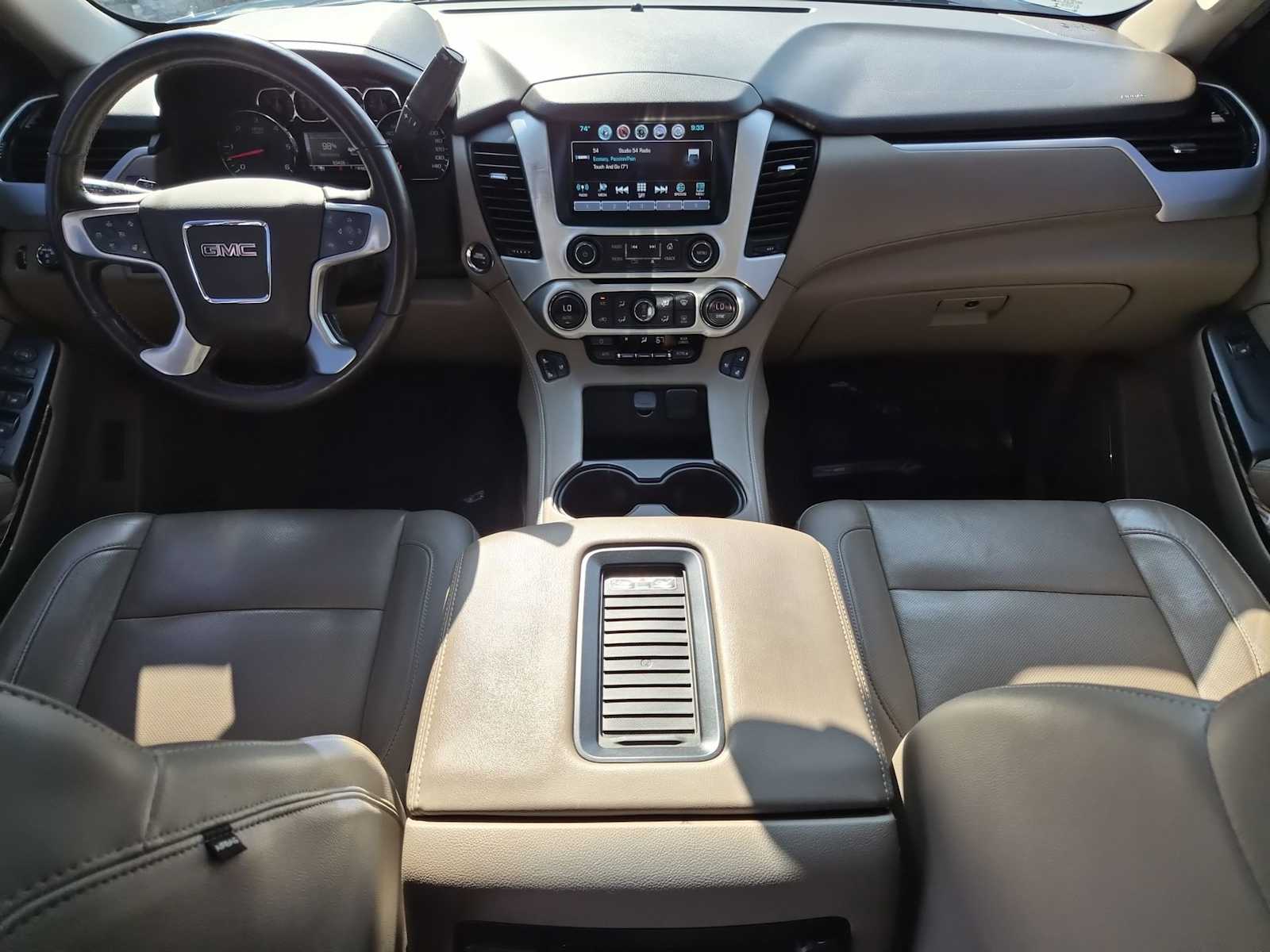 Thumbnail: 2019 GMC Yukon XL - 14