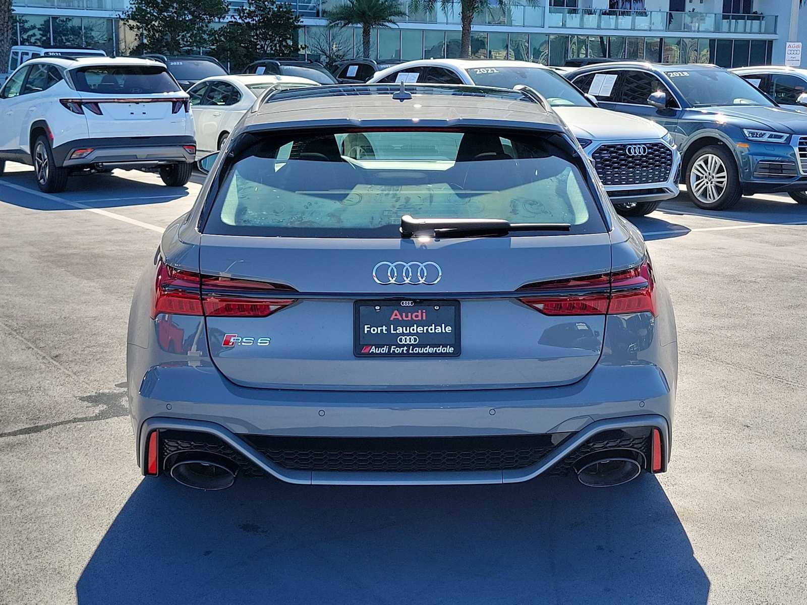 Thumbnail: 2026 Audi RS 6 - 5